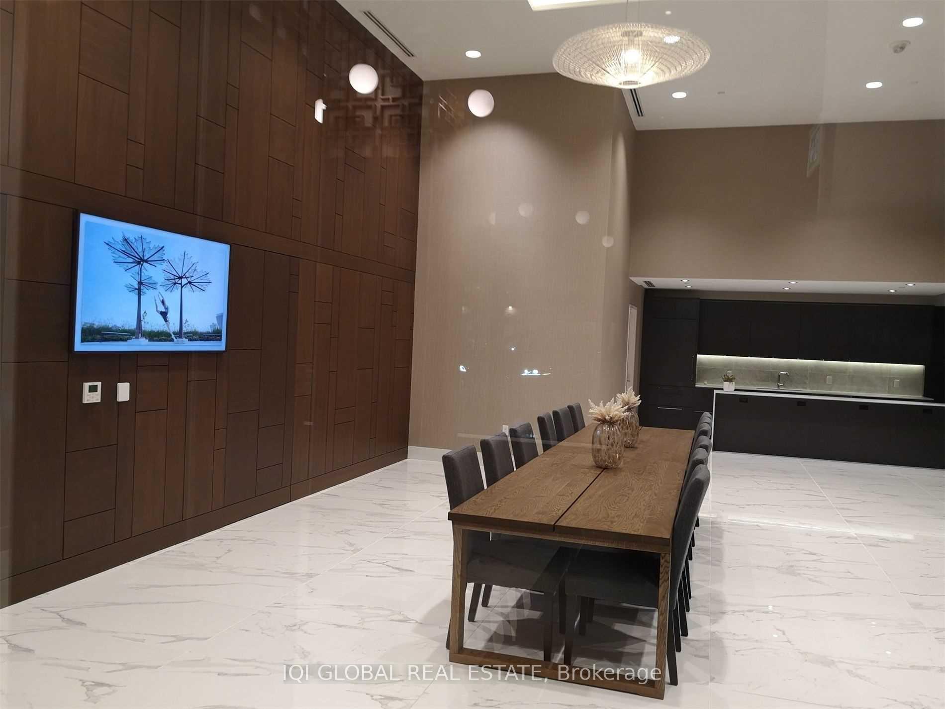 Photo 25 of Unit 3702, 95 Mcmahon Drive, North York, Bayview Village — HOMEH