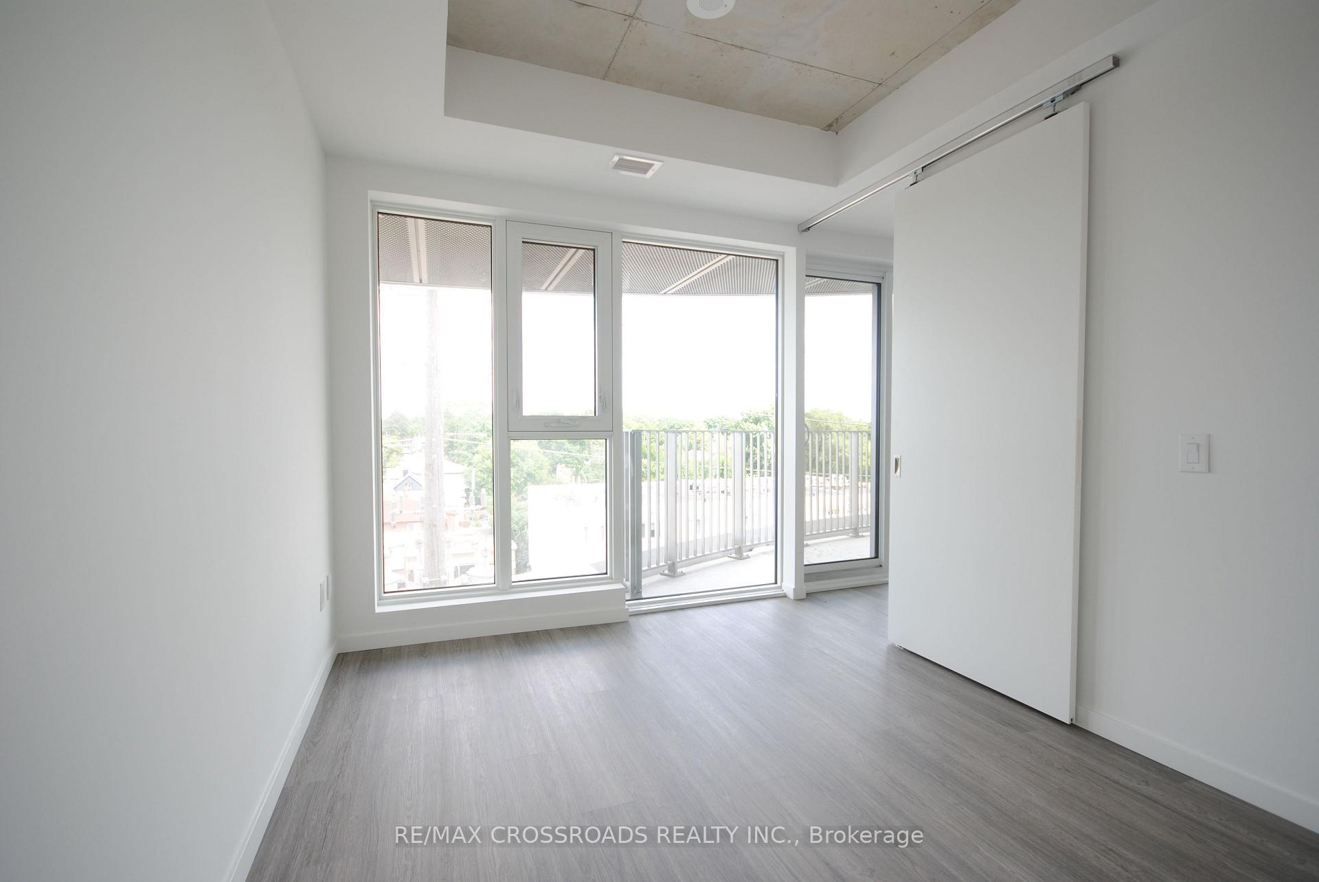 Photo 15 of 689 The Queensway Drive, Etobicoke, Stonegate-Queensway — HOMEH