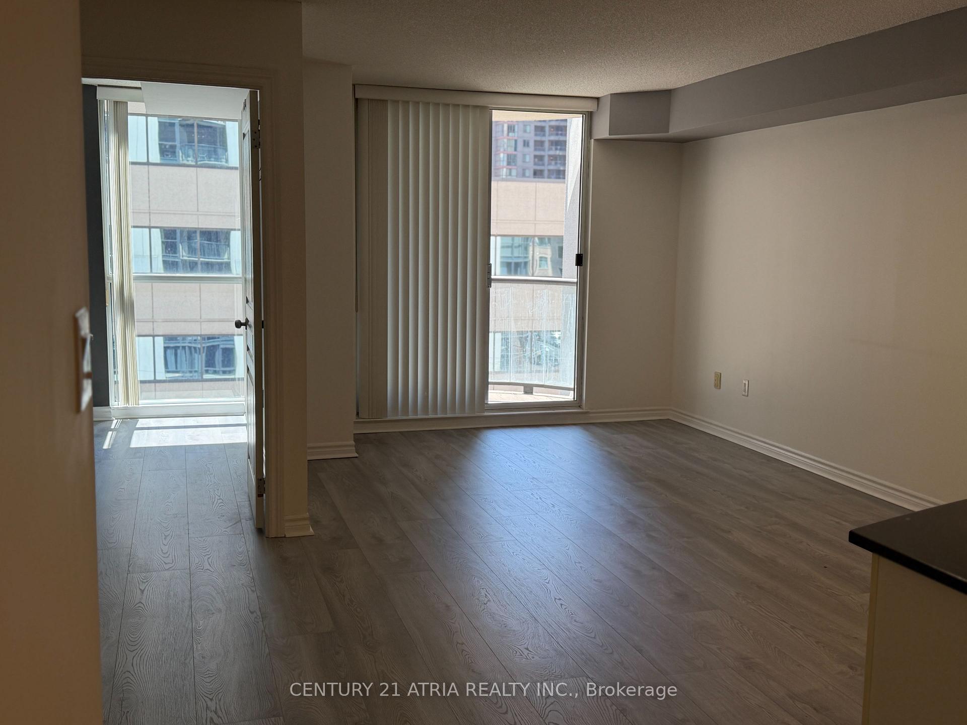 Photo 9 of Unit 602, 801 Bay Street, Toronto, Bay Street Corridor — HOMEH