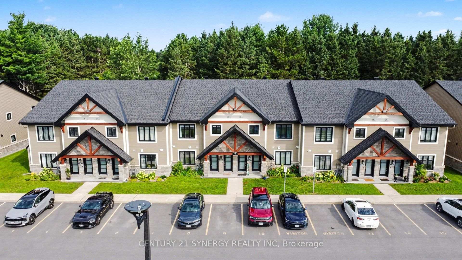 Photo 4 of Unit 406, 99 St-Moritz Terrace, Russell, Embrun — HOMEH