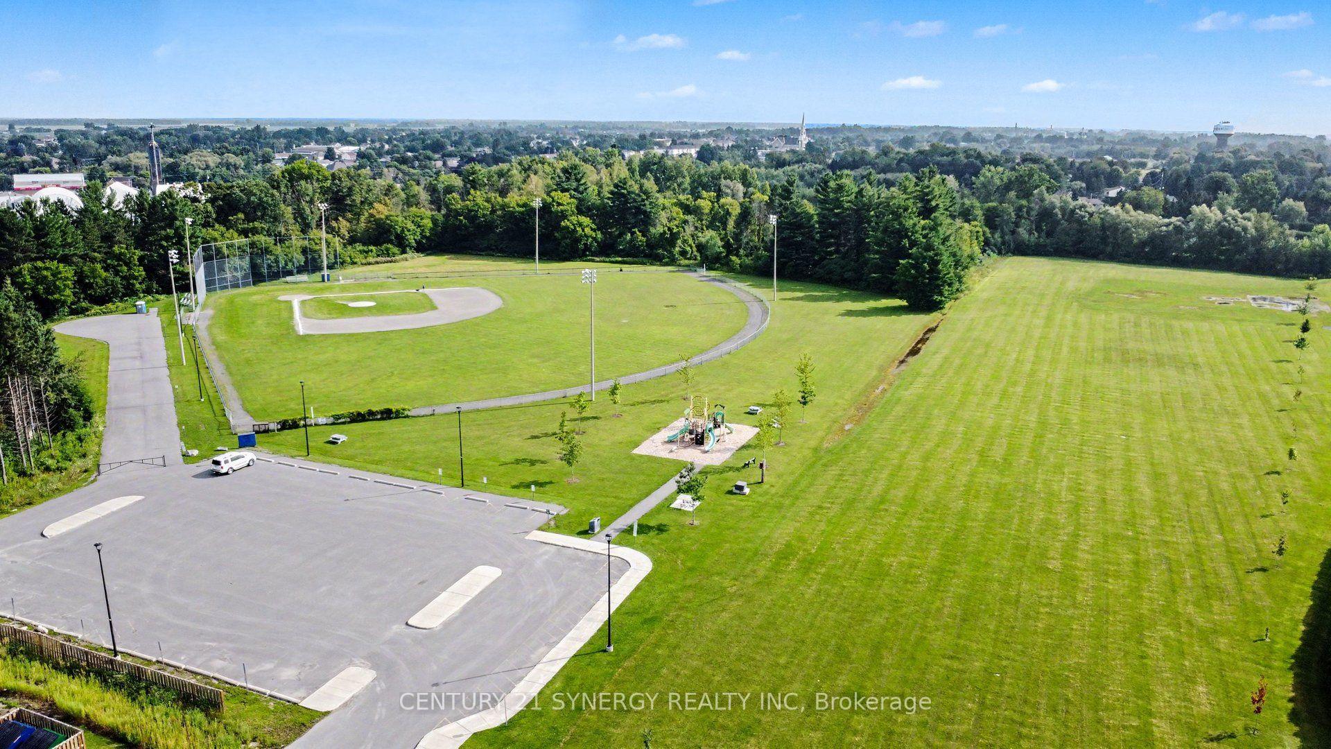 Photo 26 of Unit 406, 99 St-Moritz Terrace, Russell, Embrun — HOMEH