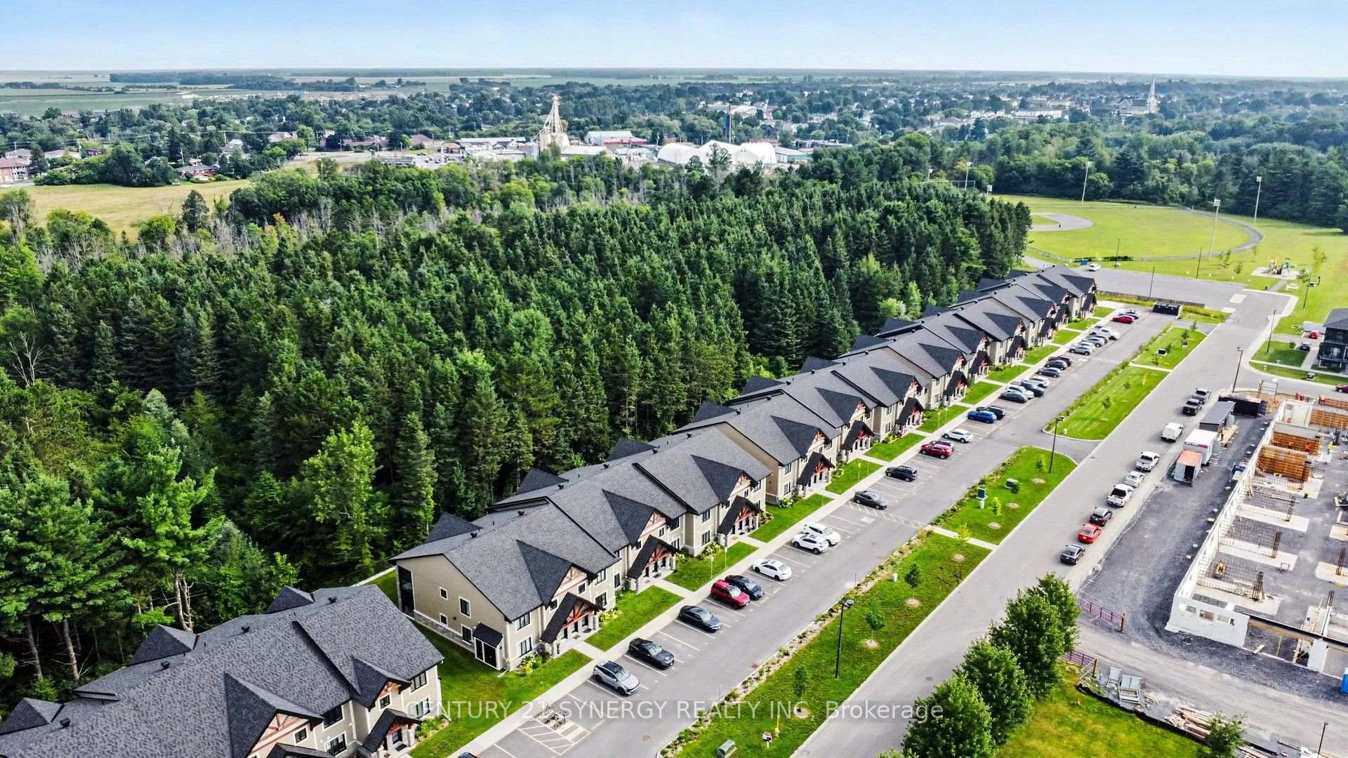 Photo 28 of Unit 406, 99 St-Moritz Terrace, Russell, Embrun — HOMEH