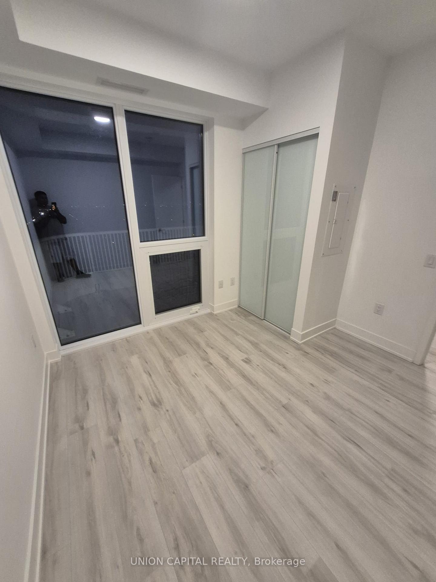 Photo 8 of Unit 1906, 36 Olive Avenue, North York, Willowdale East — HOMEH