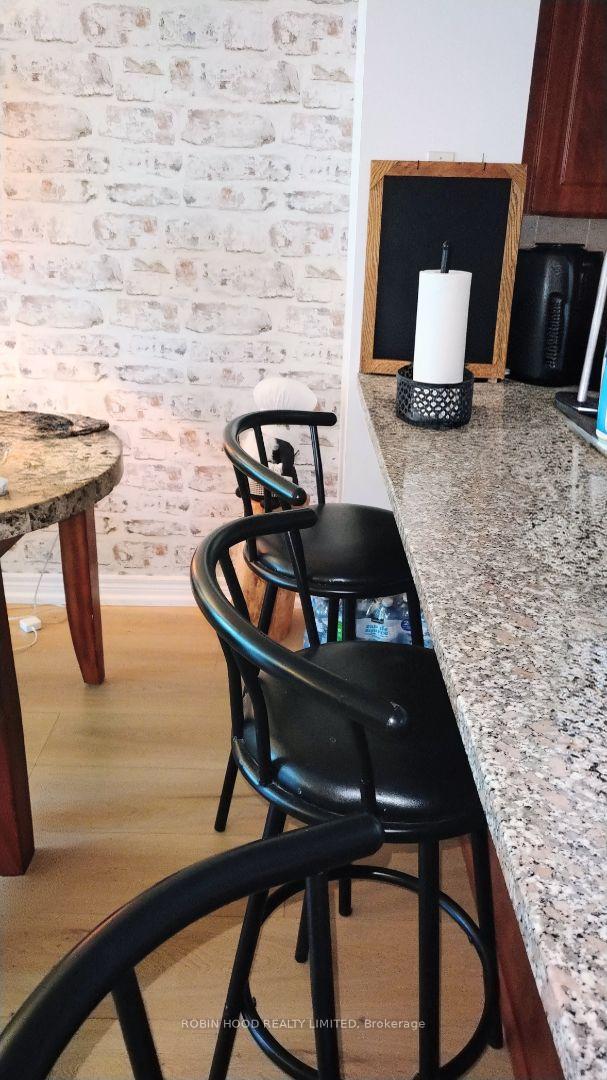 Photo 3 of Unit 30, 30 Grand Trunk Crescent, Toronto, Waterfront Communities — HOMEH