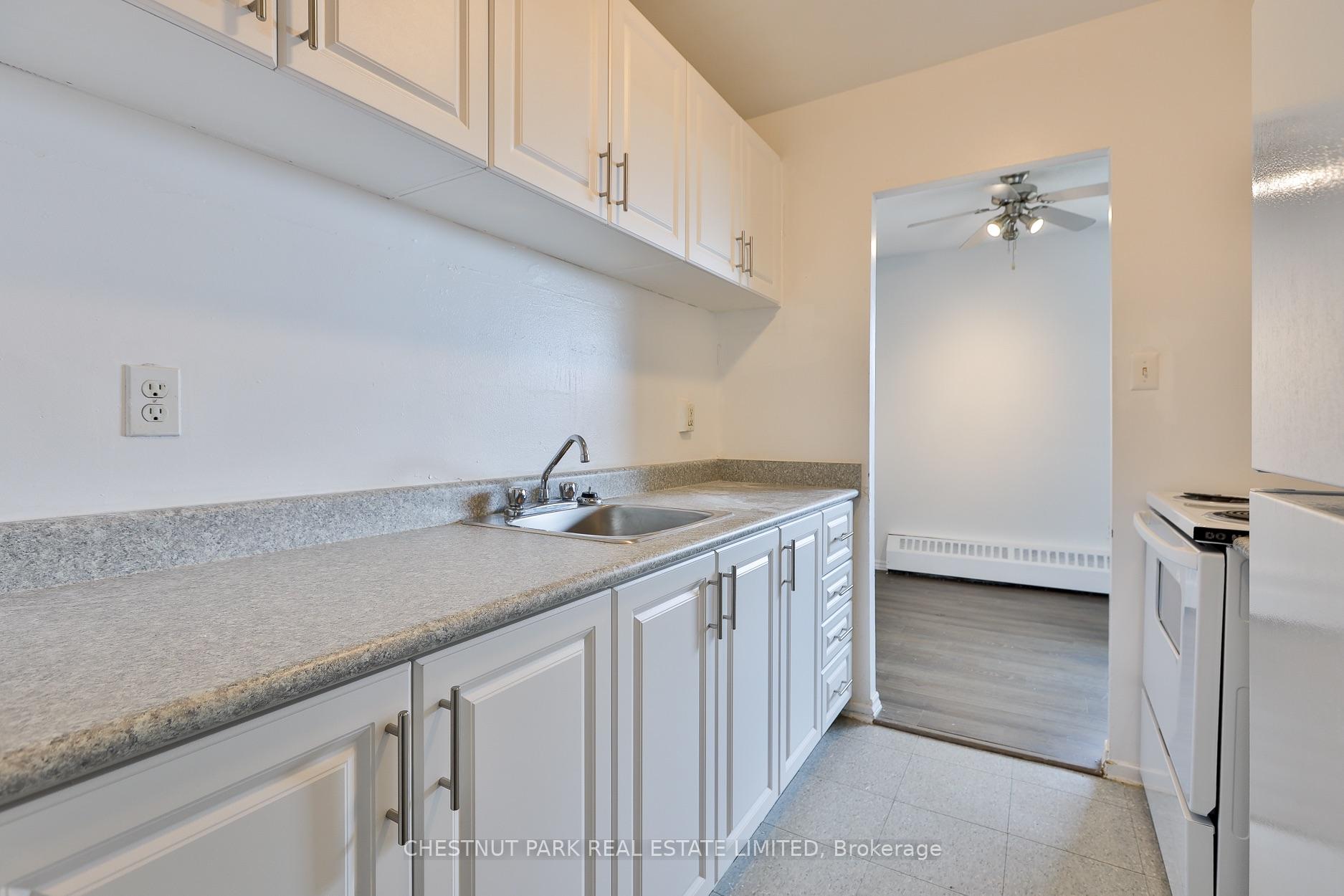 Photo 15 of Unit 512, 900 Glen Street, Oshawa, Lakeview — HOMEH