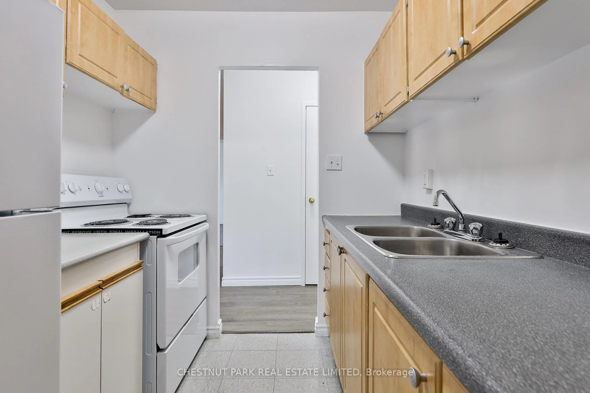 Photo 11 of Unit 512, 900 Glen Street, Oshawa, Lakeview — HOMEH