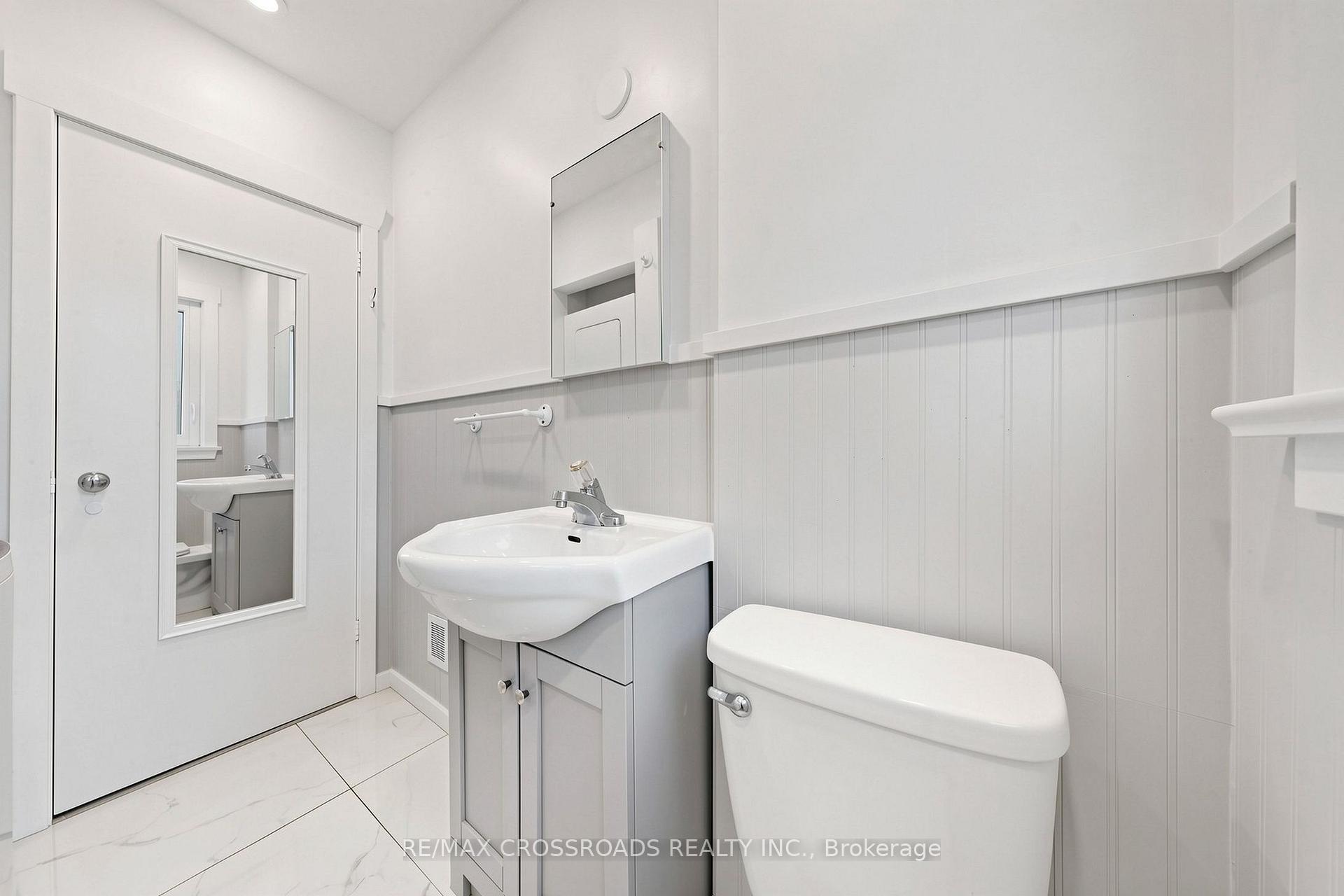 Photo 16 of 1496 Simcoe Street N, Oshawa, Samac — HOMEH