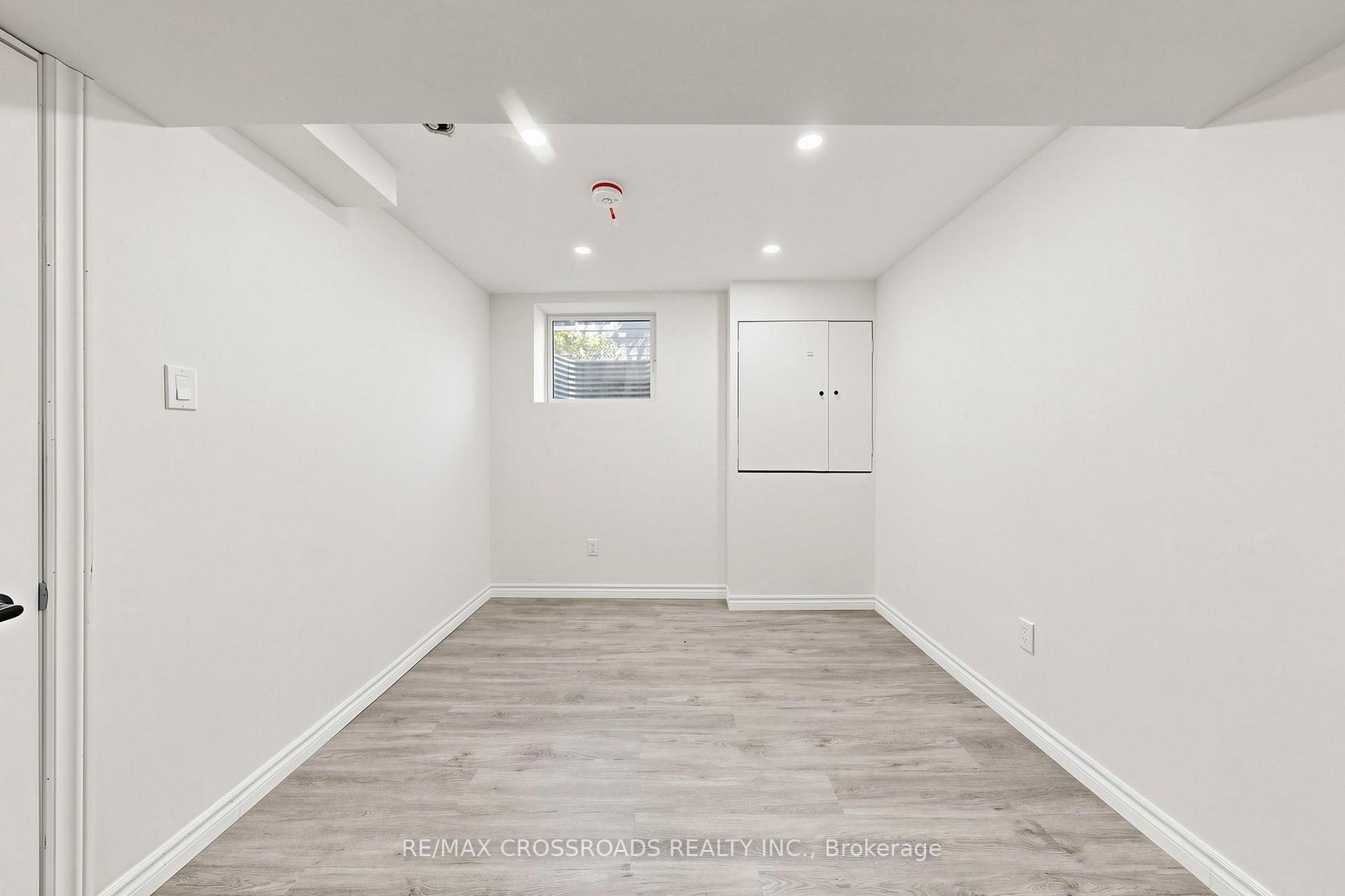 Photo 35 of 1496 Simcoe Street N, Oshawa, Samac — HOMEH
