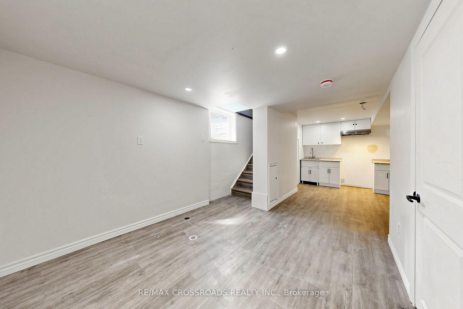 Photo 40 of 1496 Simcoe Street N, Oshawa, Samac — HOMEH