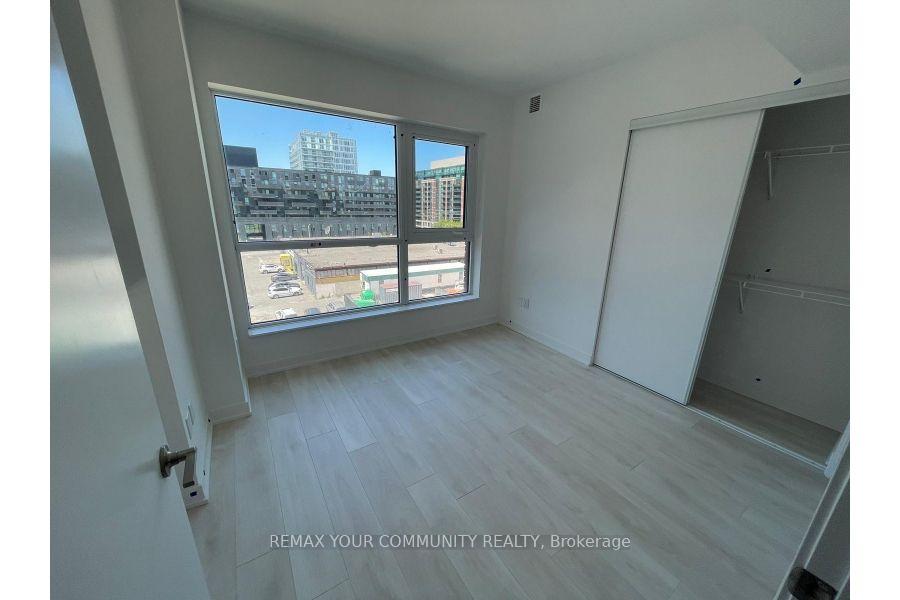 Photo 8 of Unit 527, 8 Tippett Road, North York, Clanton Park — HOMEH