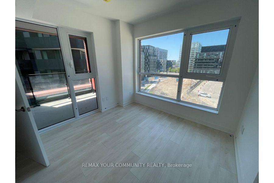 Photo 9 of Unit 527, 8 Tippett Road, North York, Clanton Park — HOMEH