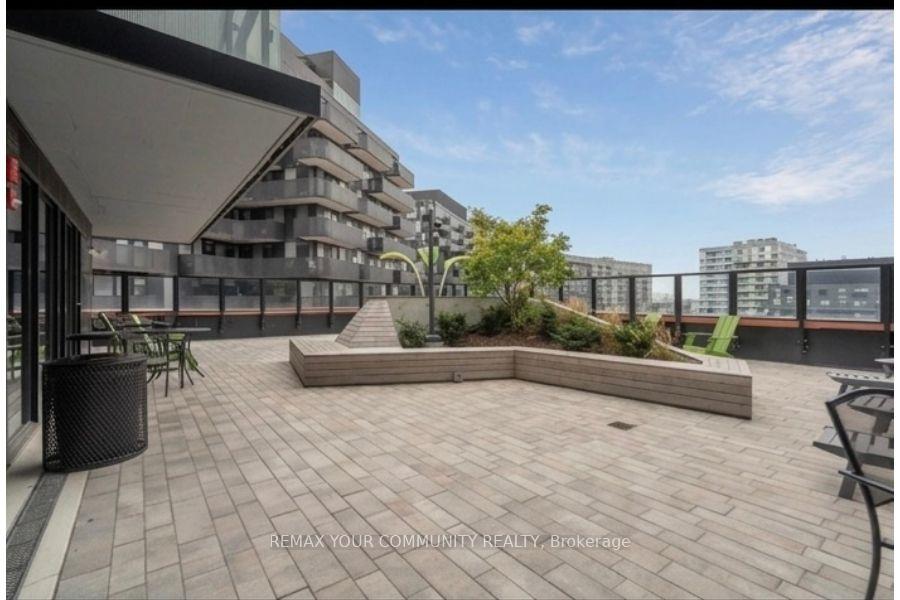 Photo 15 of Unit 527, 8 Tippett Road, North York, Clanton Park — HOMEH