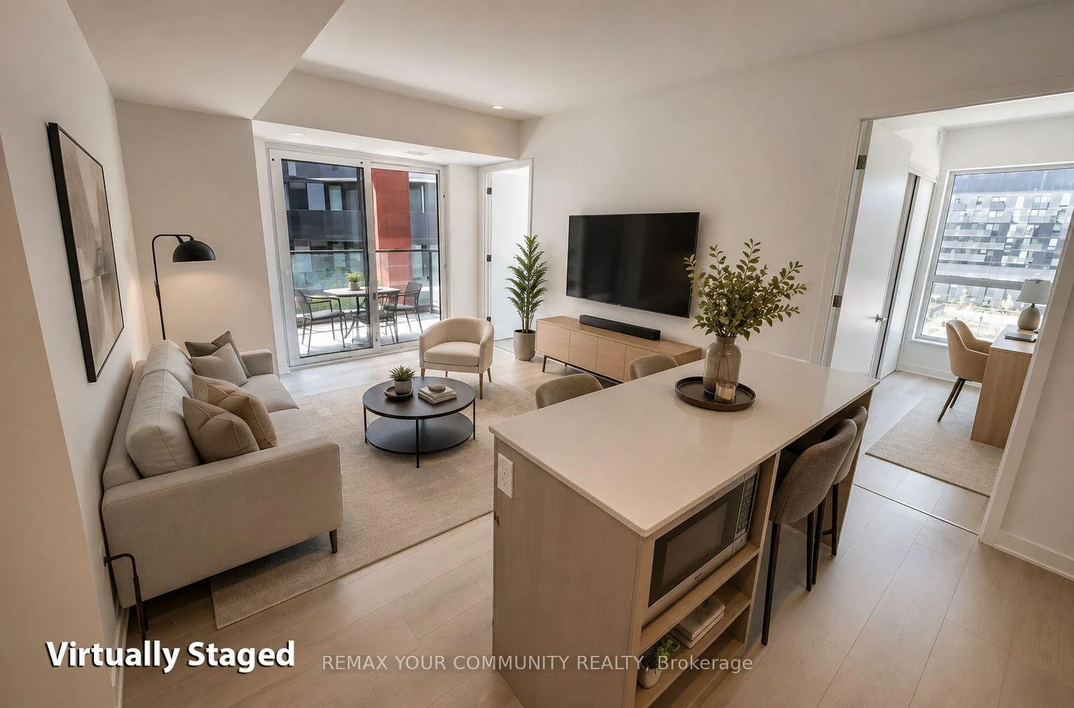 Photo 21 of Unit 527, 8 Tippett Road, North York, Clanton Park — HOMEH