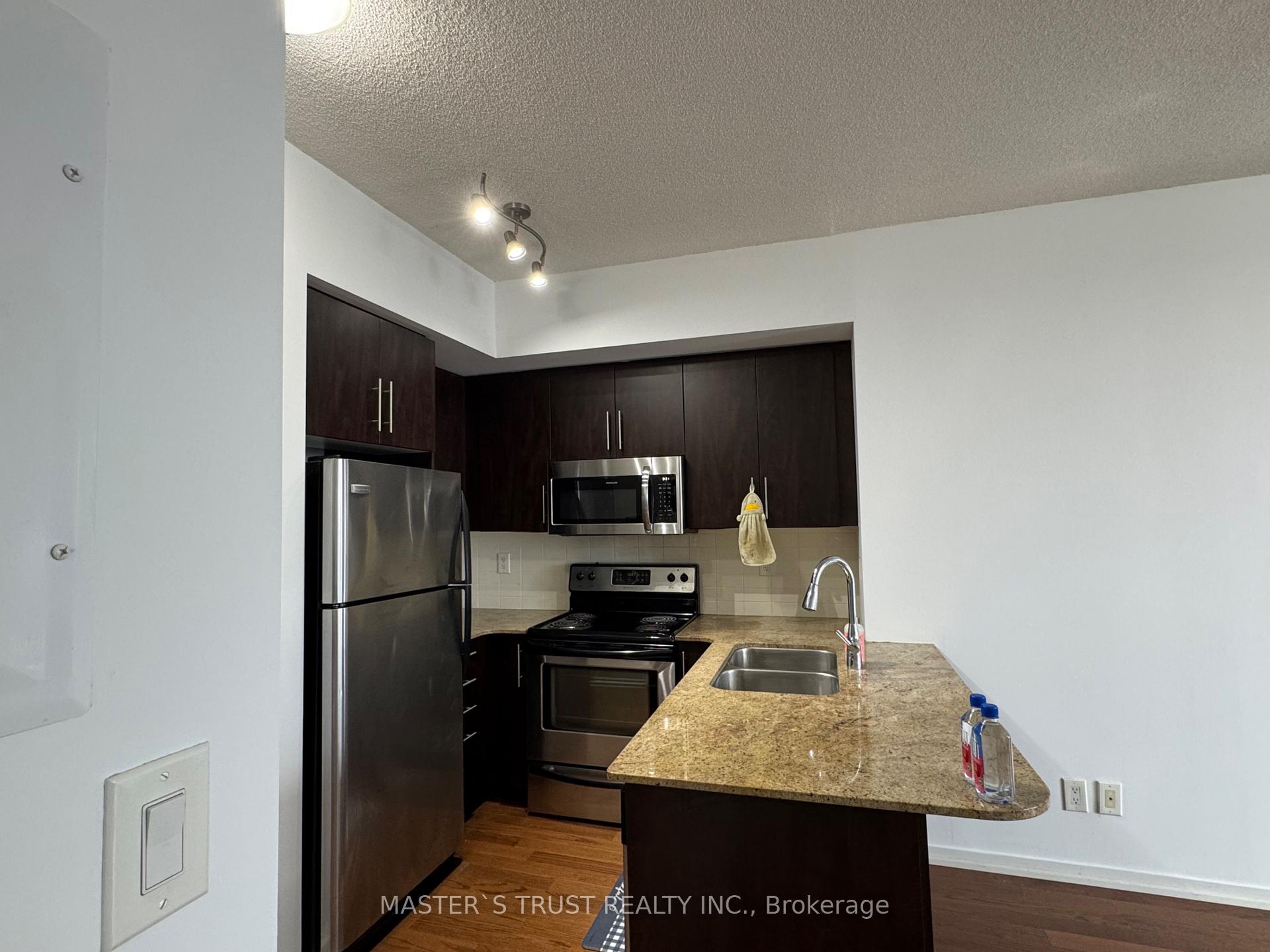 Photo 4 of Unit 4502, 65 Bremner Boulevard, Toronto, Waterfront Communities — HOMEH