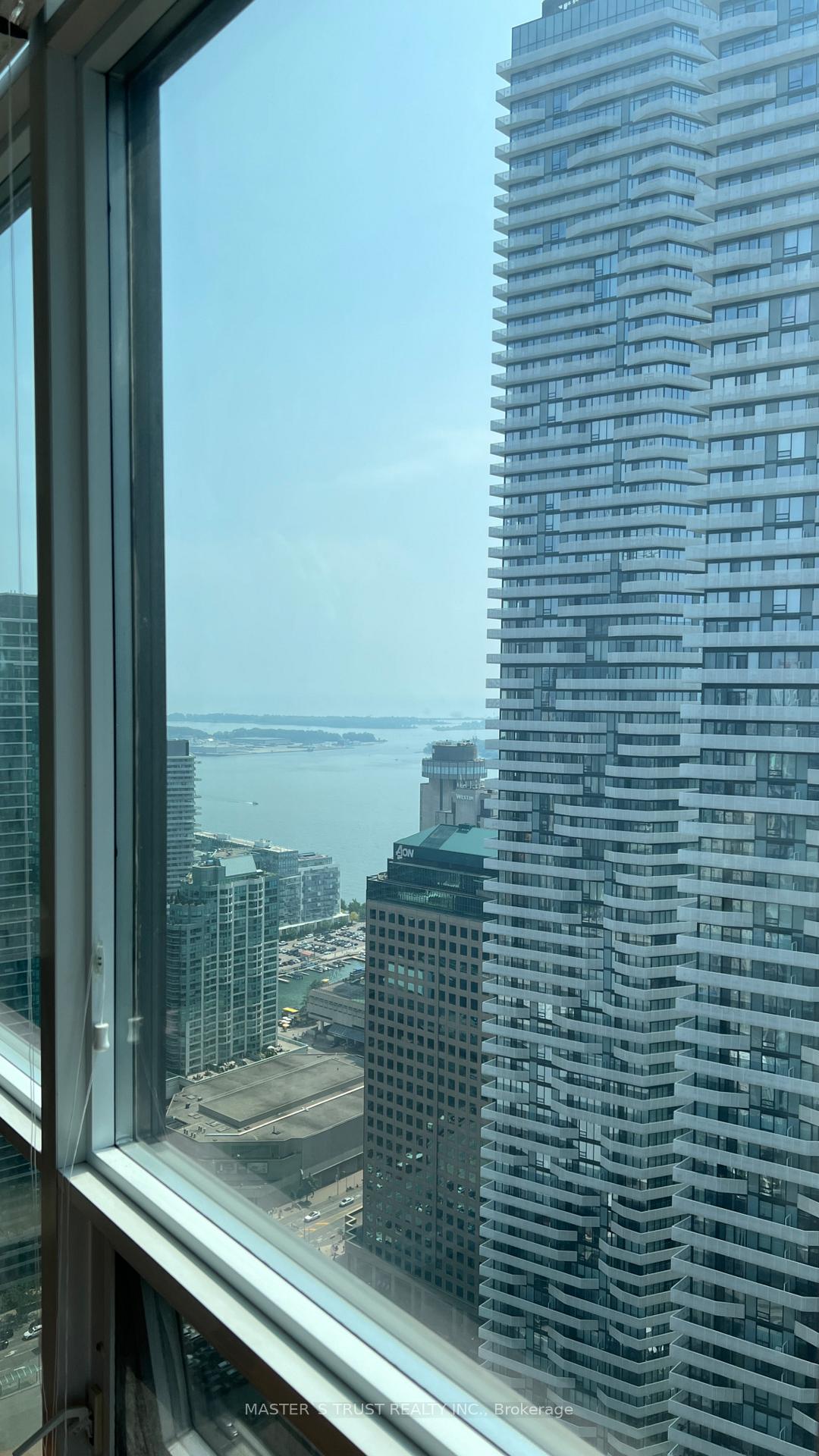 Photo 22 of Unit 4502, 65 Bremner Boulevard, Toronto, Waterfront Communities — HOMEH
