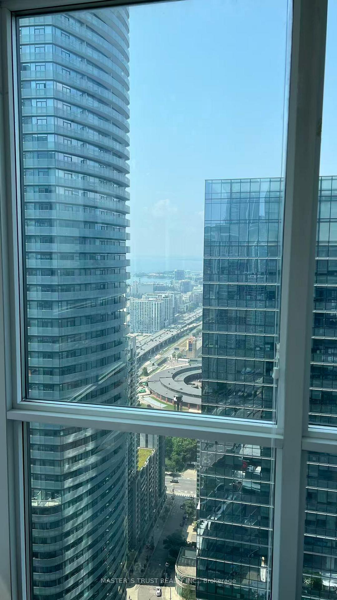 Photo 23 of Unit 4502, 65 Bremner Boulevard, Toronto, Waterfront Communities — HOMEH