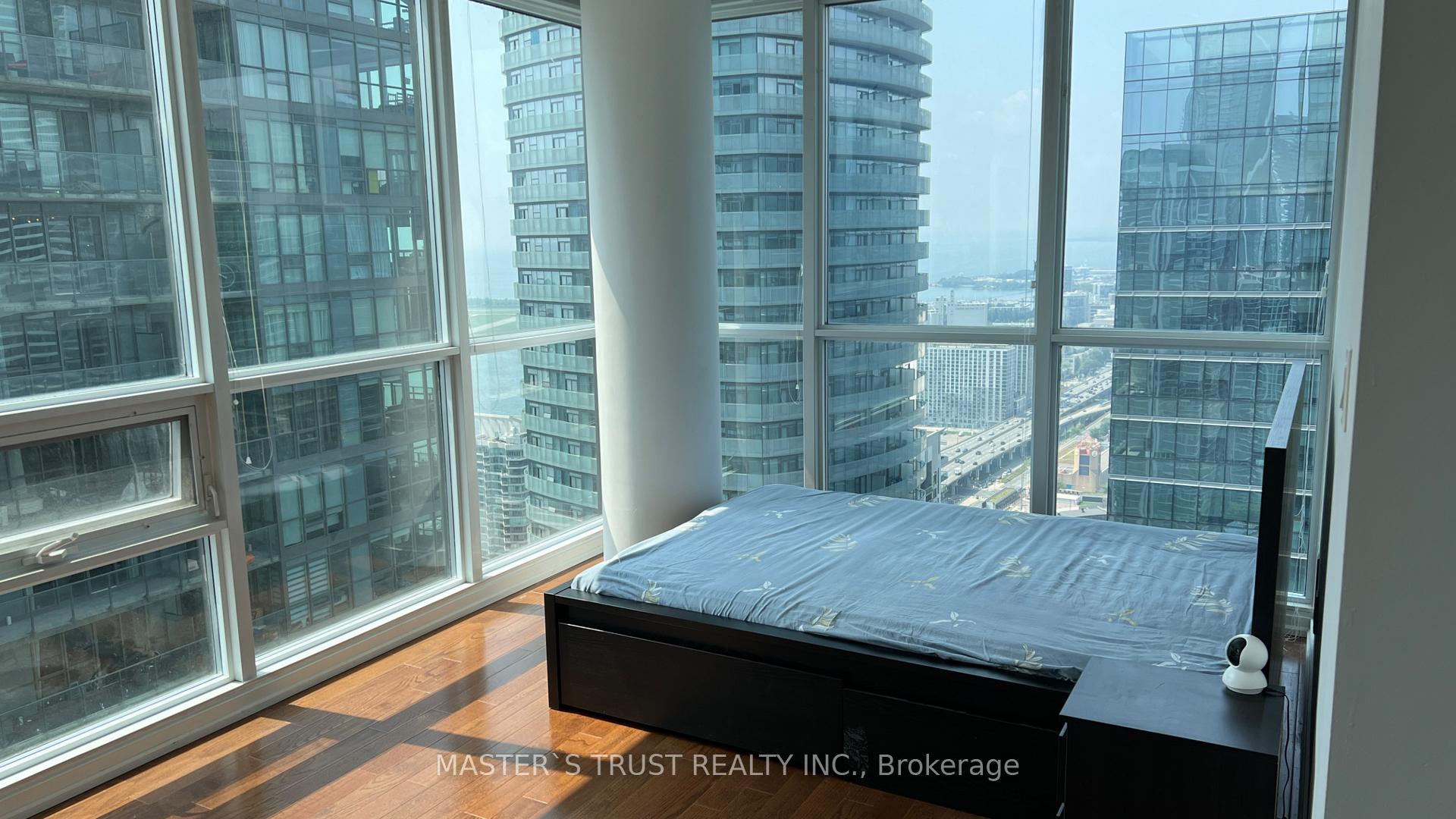 Photo 24 of Unit 4502, 65 Bremner Boulevard, Toronto, Waterfront Communities — HOMEH