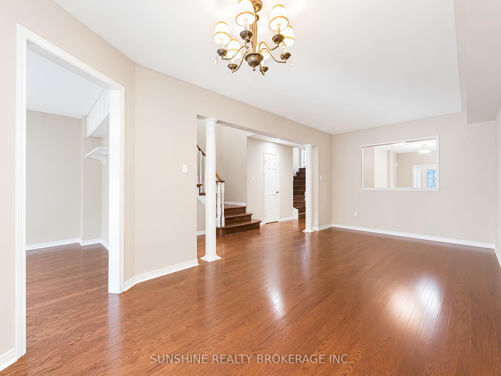 Photo 7 of 181 Trail Ridge Lane, Markham, Berczy — HOMEH