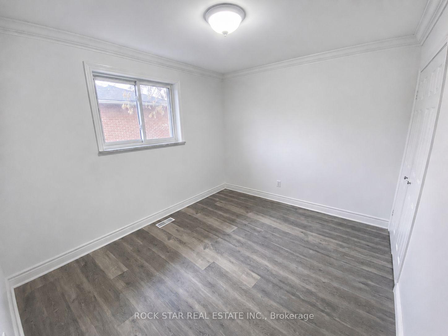 Photo 13 of Unit Main, 227 Fernwood Crescent, Hamilton, Hampton Heights — HOMEH