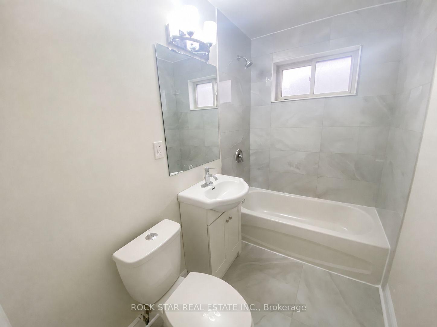 Photo 15 of Unit Main, 227 Fernwood Crescent, Hamilton, Hampton Heights — HOMEH