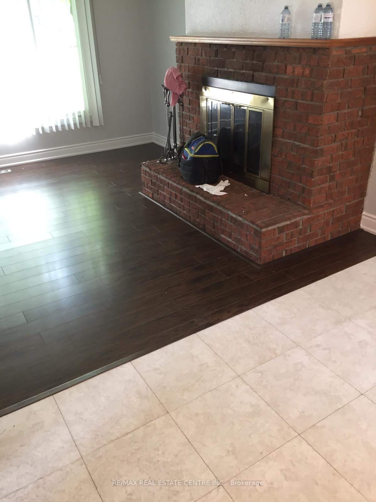 Photo 12 of 14 Sandsprings Crescent, Kitchener, Country Hills — HOMEH