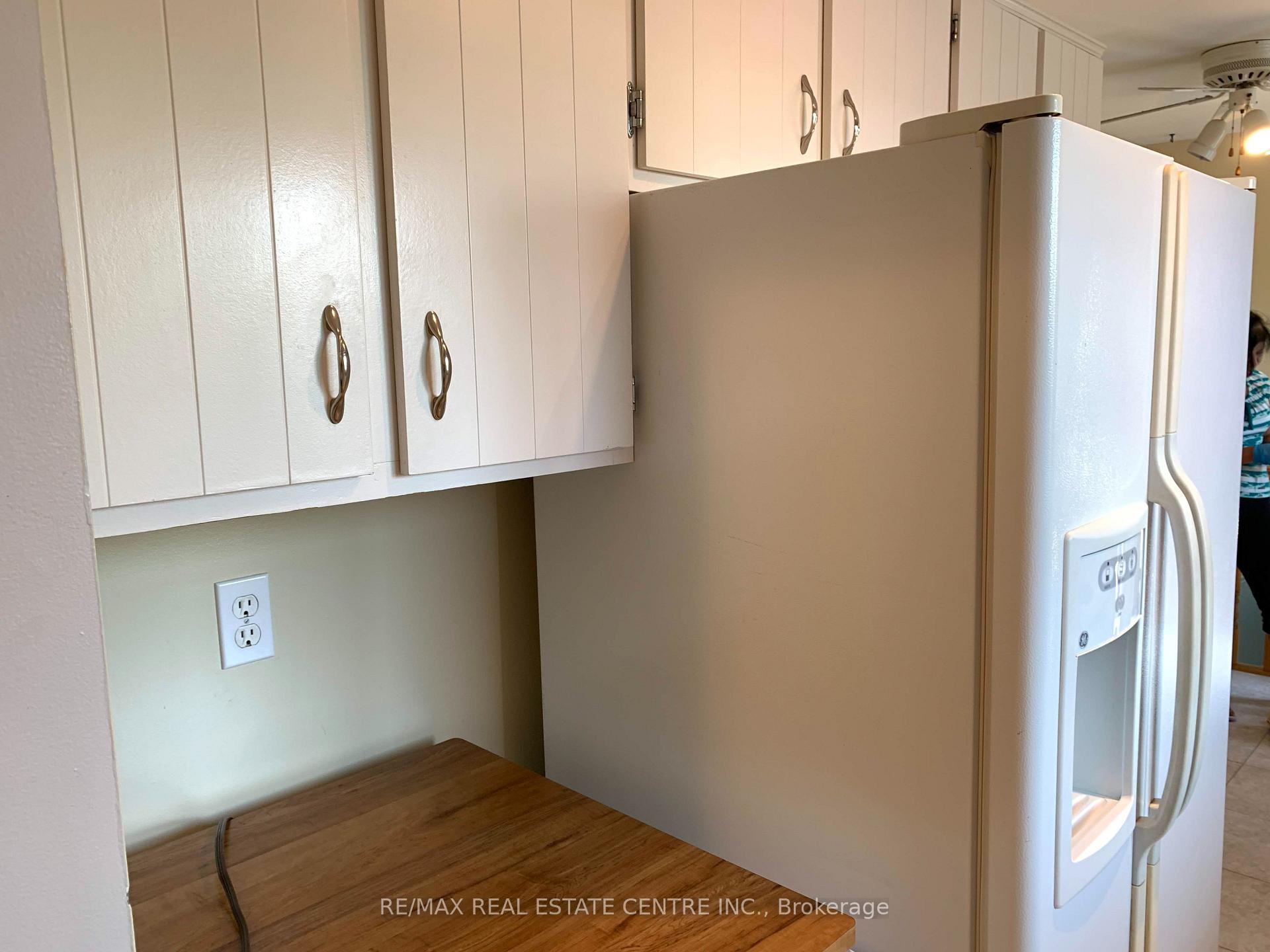 Photo 22 of 14 Sandsprings Crescent, Kitchener, Country Hills — HOMEH