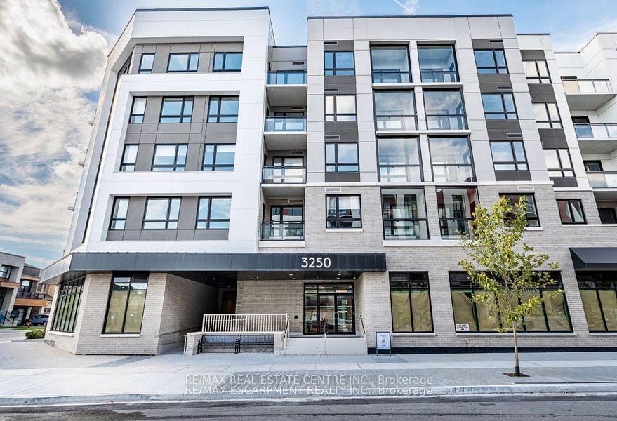 Front of Unit 418, 3250 Carding Mill Trail