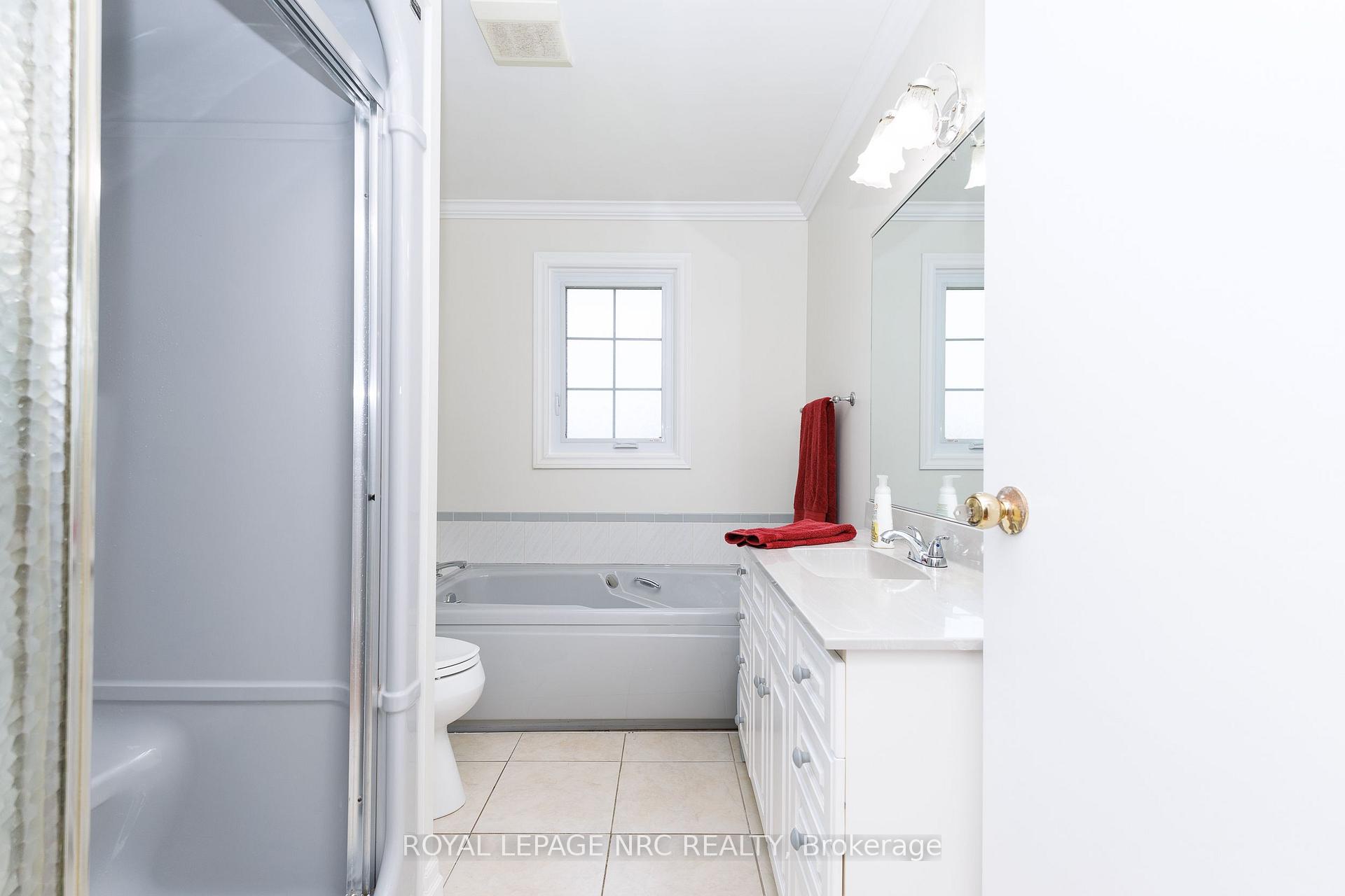 Photo 31 of 7030 Harovics Lane, Niagara Falls, Arad/Fallsview — HOMEH