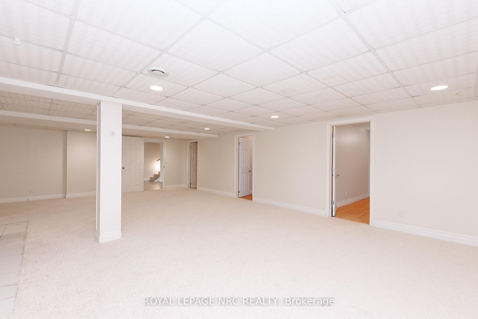 Photo 42 of 7030 Harovics Lane, Niagara Falls, Arad/Fallsview — HOMEH