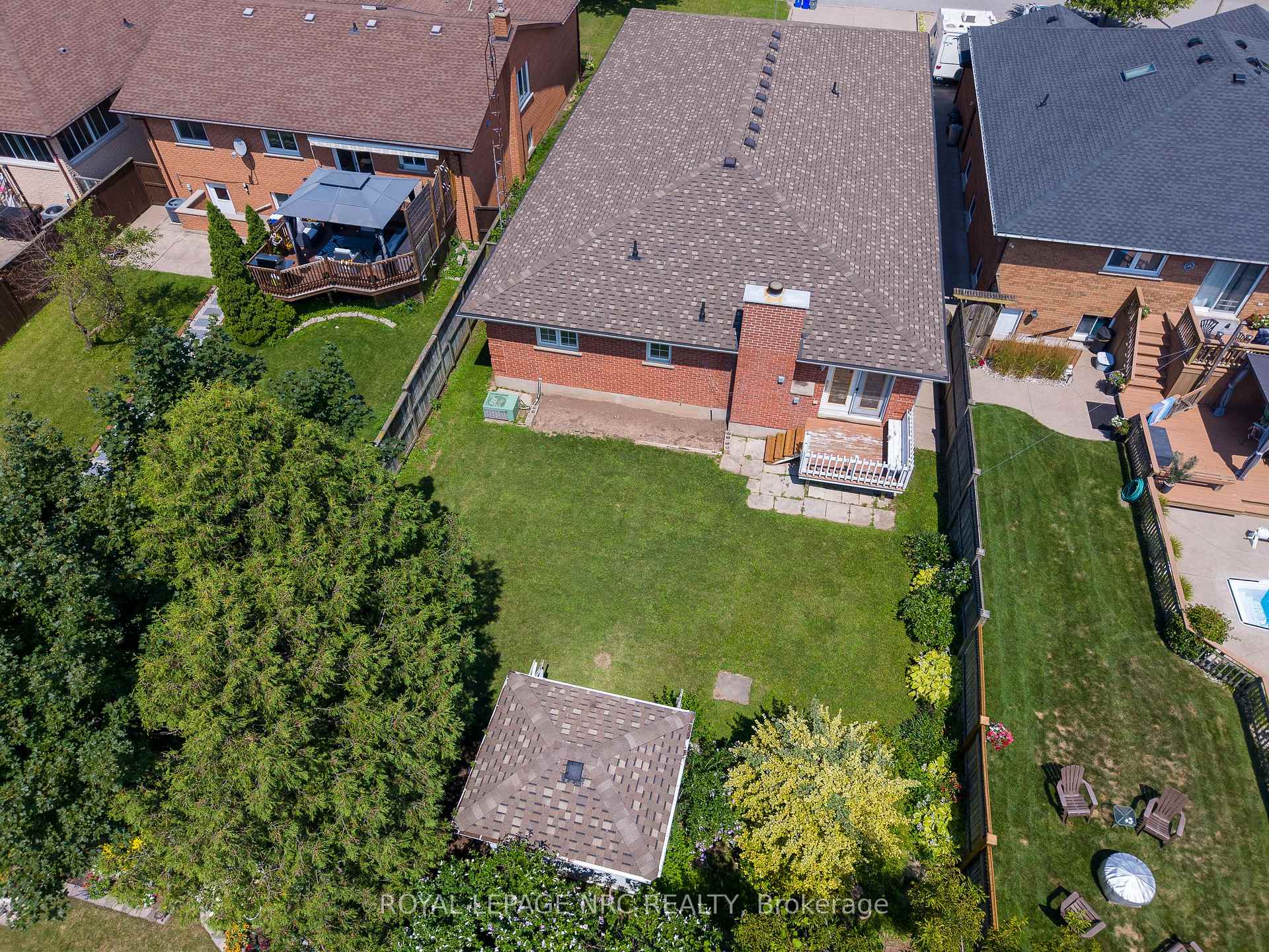 Photo 47 of 7030 Harovics Lane, Niagara Falls, Arad/Fallsview — HOMEH