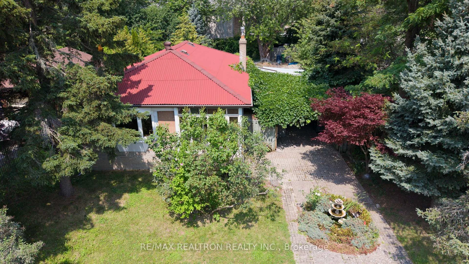 Photo 3 of 5332 Lawrence Avenue E, Scarborough, Centennial Scarborough — HOMEH
