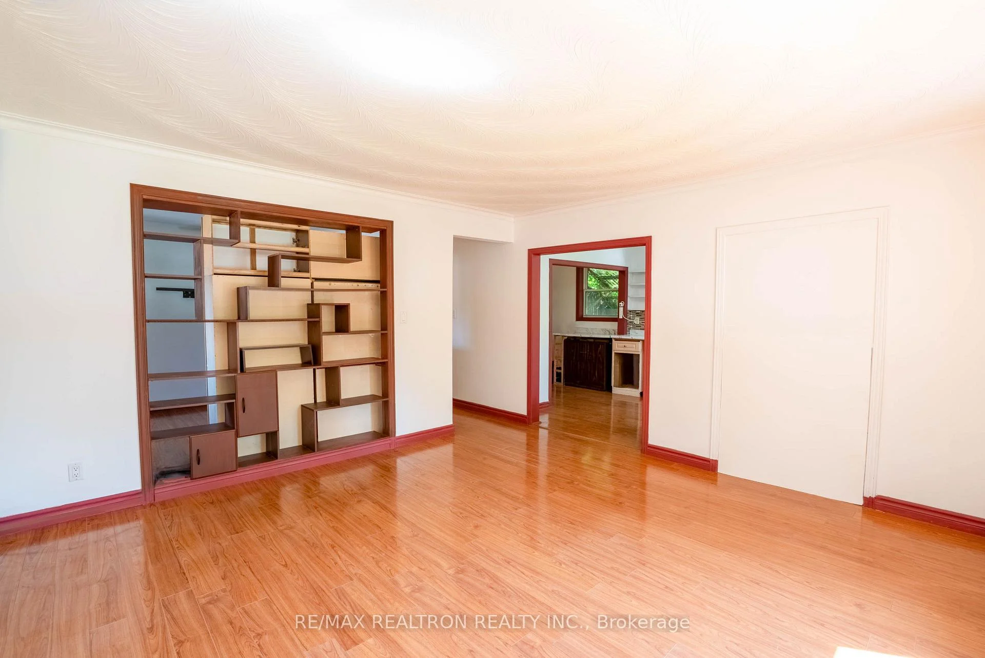 Photo 10 of 5332 Lawrence Avenue E, Scarborough, Centennial Scarborough — HOMEH