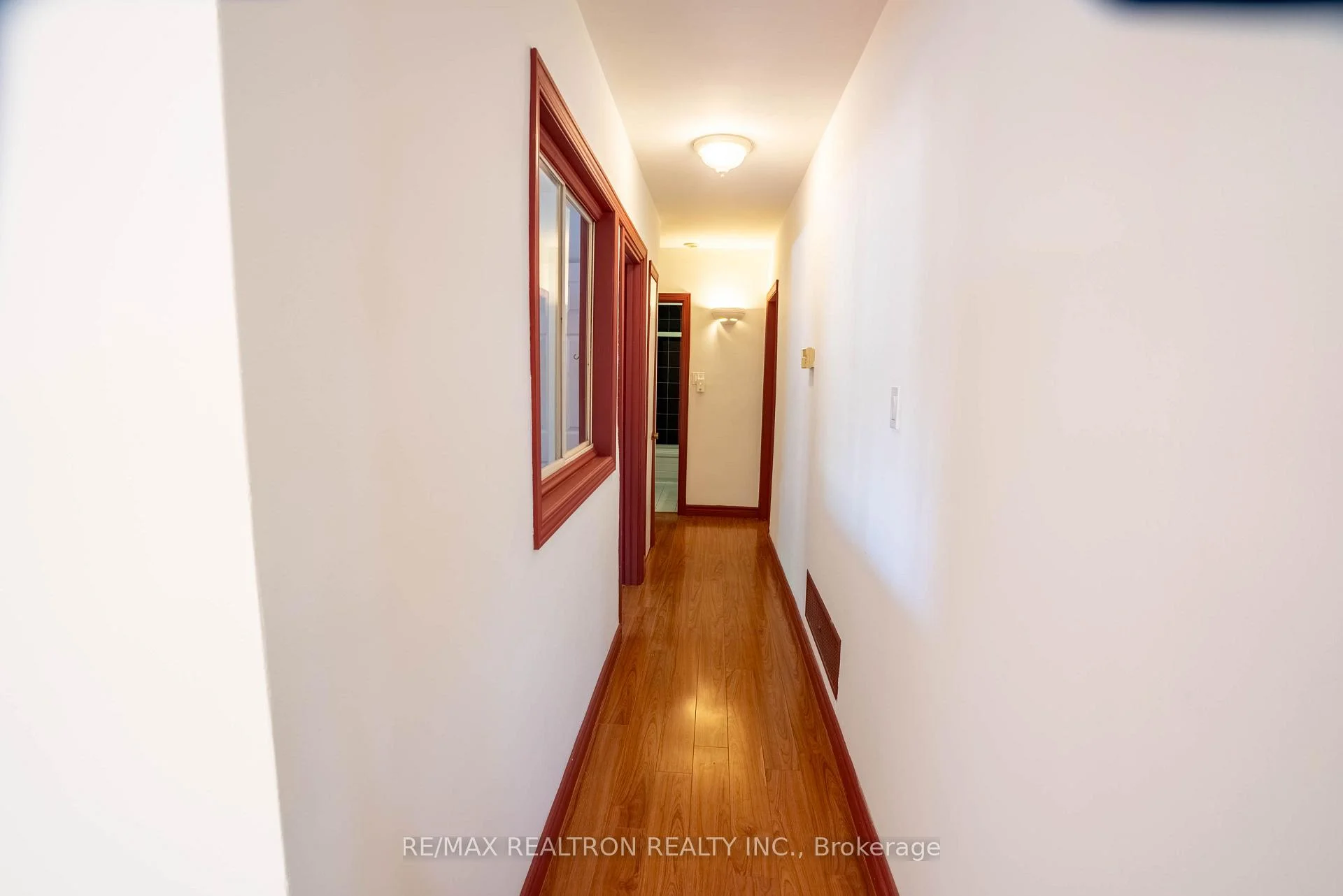 Photo 11 of 5332 Lawrence Avenue E, Scarborough, Centennial Scarborough — HOMEH