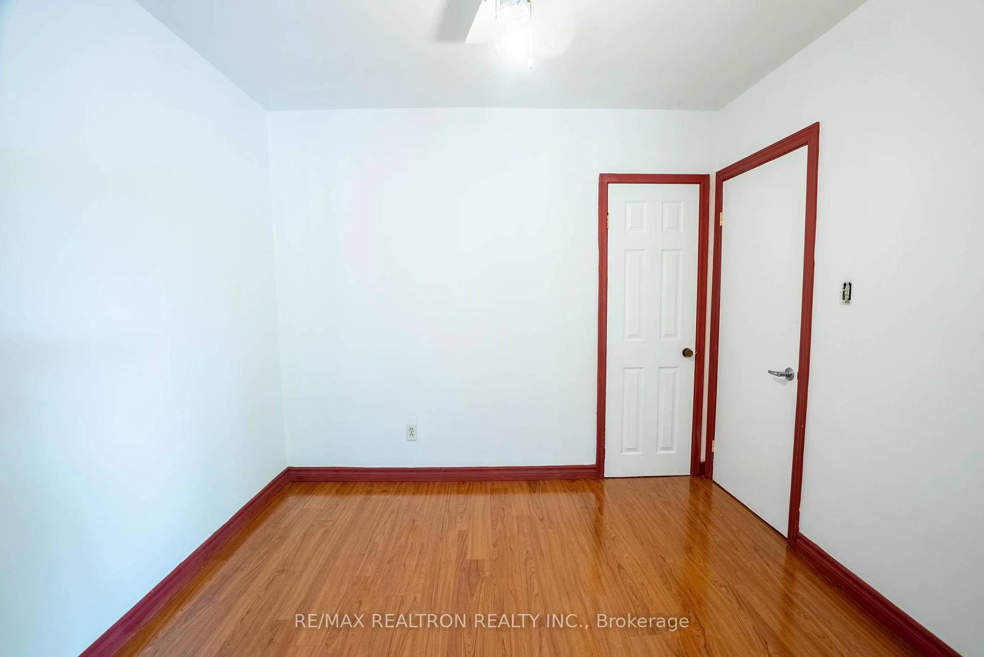 Photo 18 of 5332 Lawrence Avenue E, Scarborough, Centennial Scarborough — HOMEH