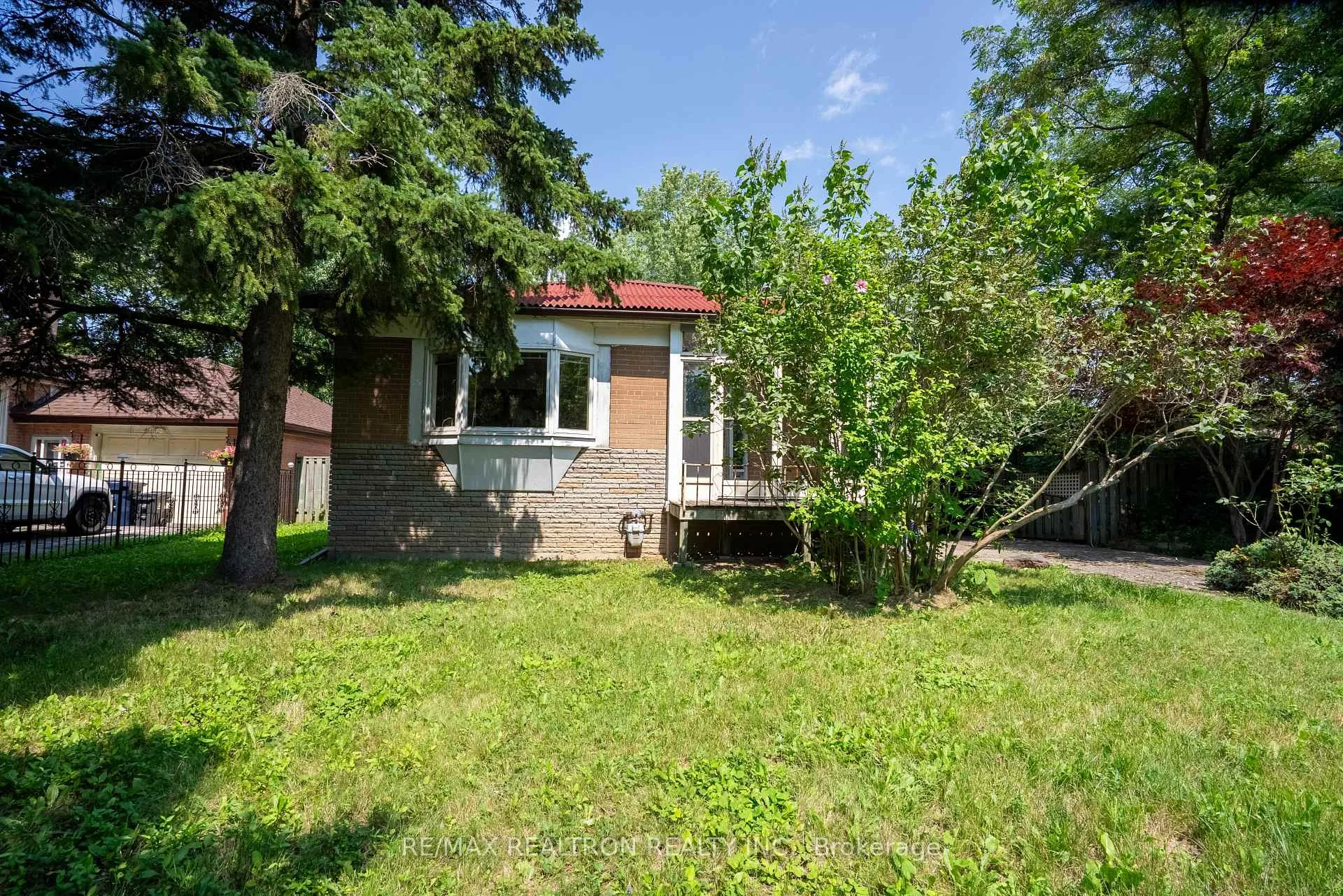 Photo 34 of 5332 Lawrence Avenue E, Scarborough, Centennial Scarborough — HOMEH