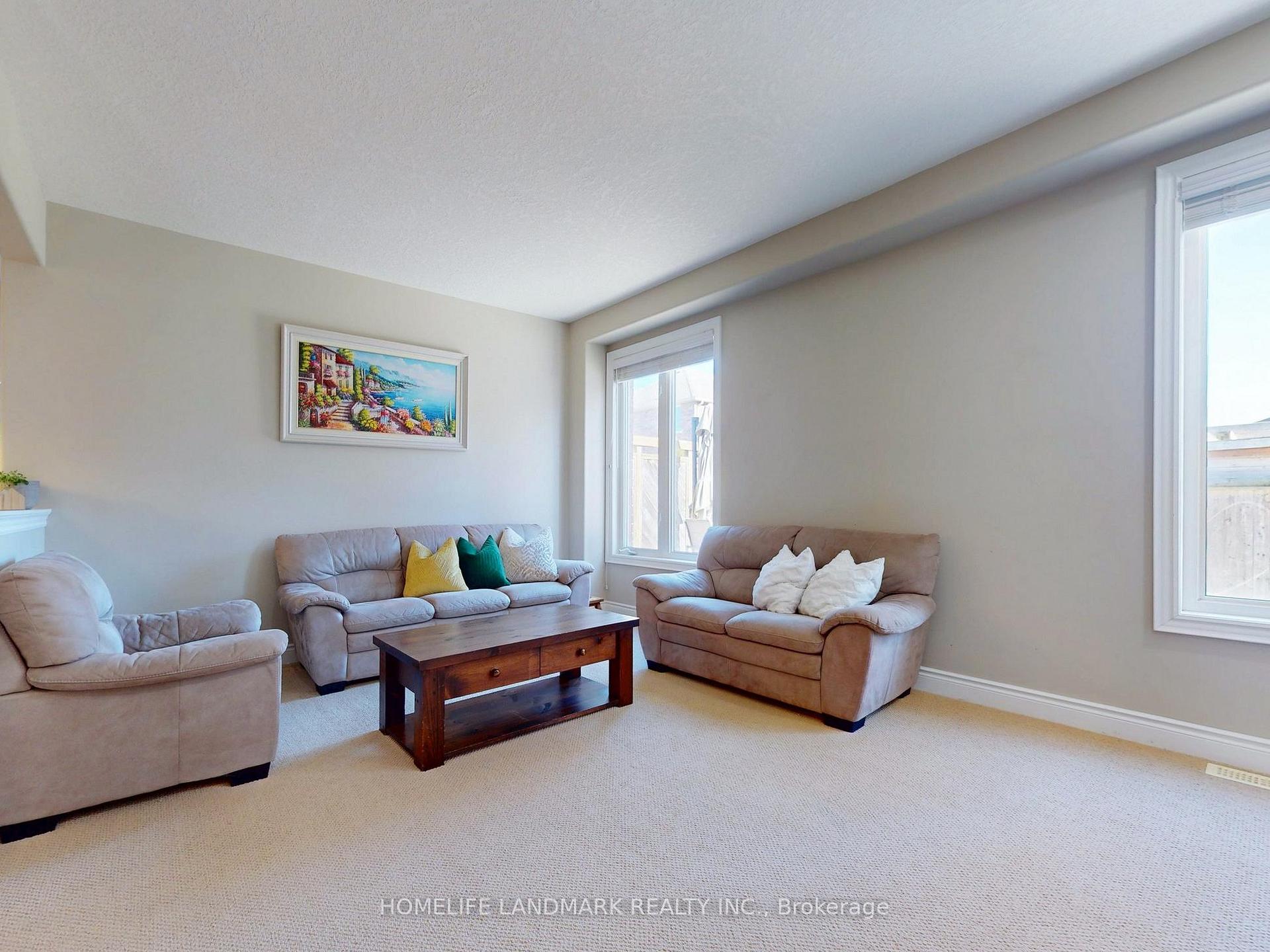 Photo 8 of 73 Graihawk Drive, Barrie, Ardagh — HOMEH