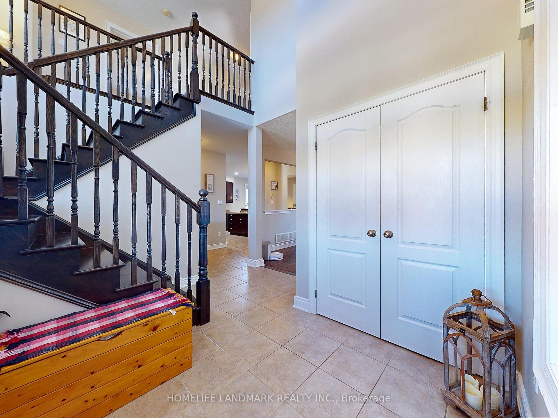 Photo 15 of 73 Graihawk Drive, Barrie, Ardagh — HOMEH