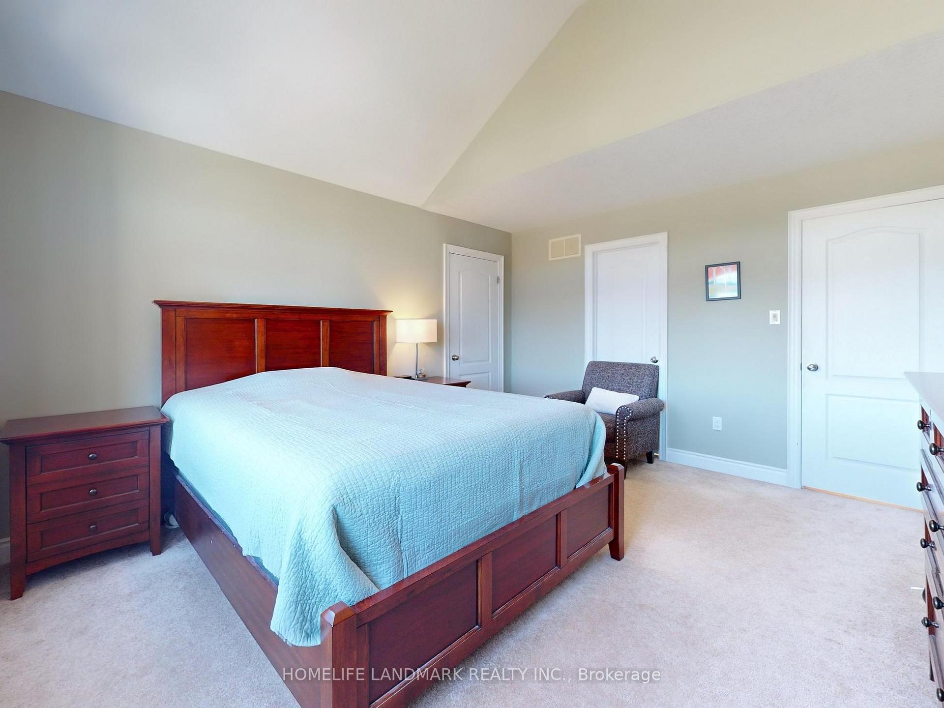 Photo 20 of 73 Graihawk Drive, Barrie, Ardagh — HOMEH