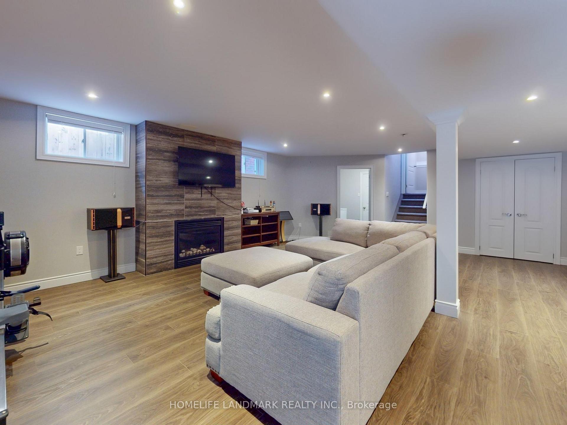 Photo 28 of 73 Graihawk Drive, Barrie, Ardagh — HOMEH