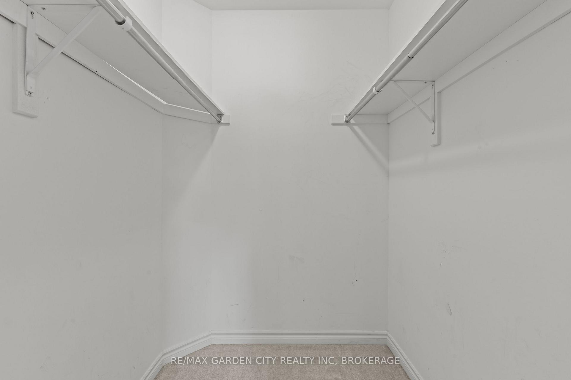 Photo 18 of Unit 8, 182 Broadway Lane, Welland, Broadway — HOMEH