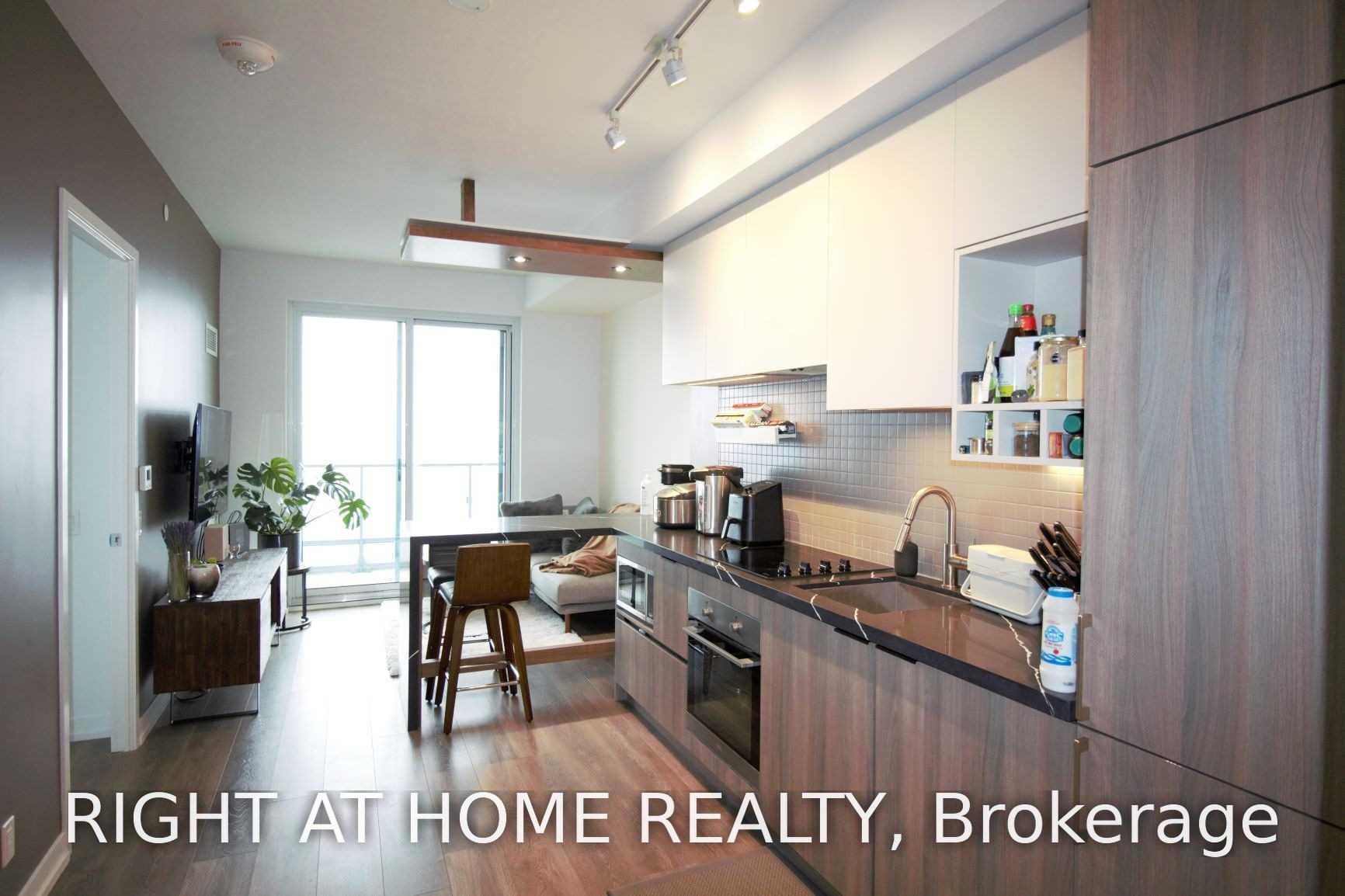 Photo 4 of Unit 1215, 950 Portage Parkway, Vaughan, Vaughan Corporate Centre — HOMEH