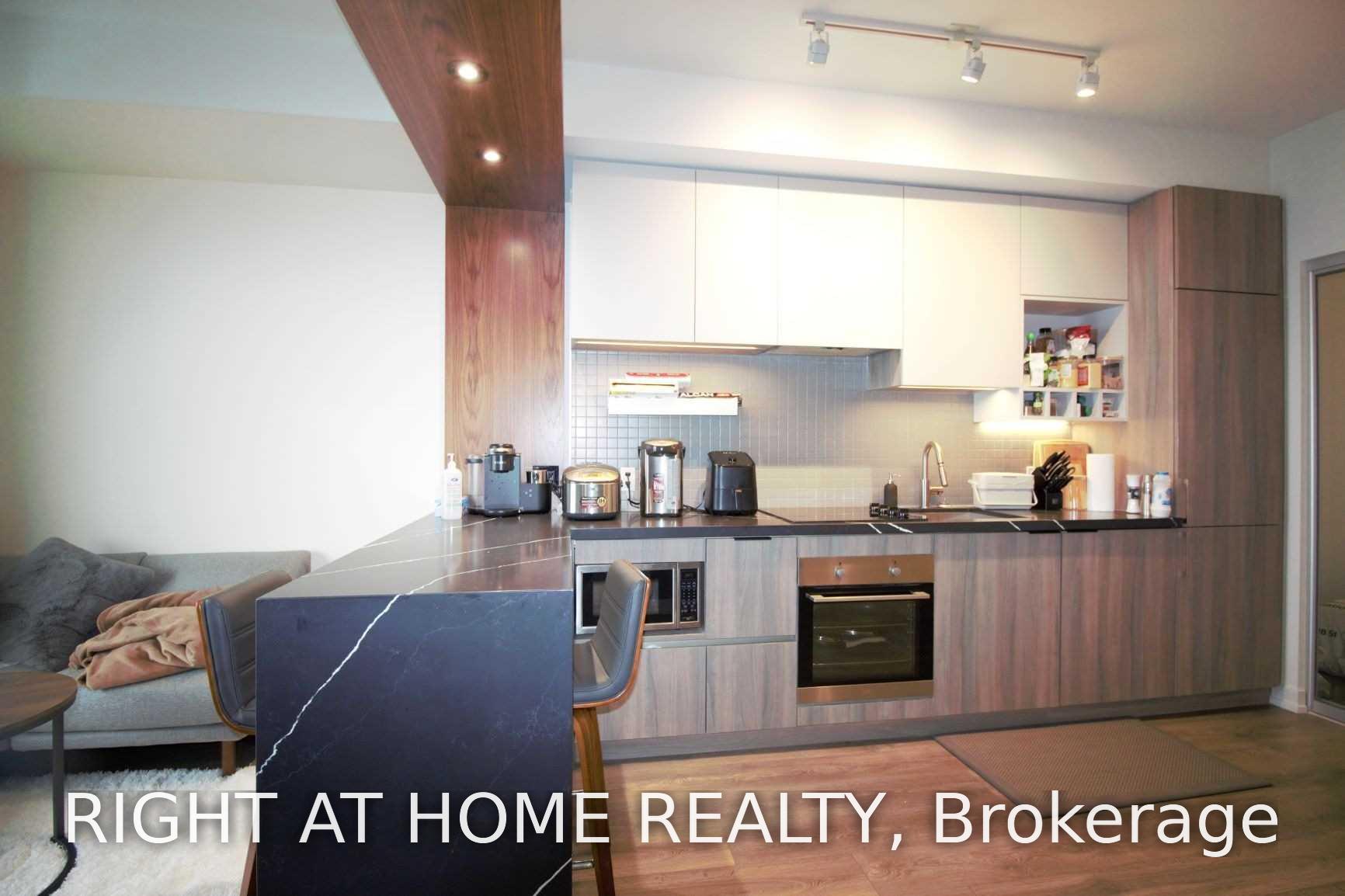 Photo 8 of Unit 1215, 950 Portage Parkway, Vaughan, Vaughan Corporate Centre — HOMEH