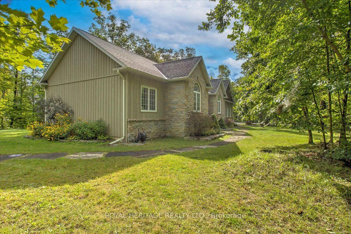 Photo 2 of 134 Mitchell Crescent, Trent Lakes — HOMEH