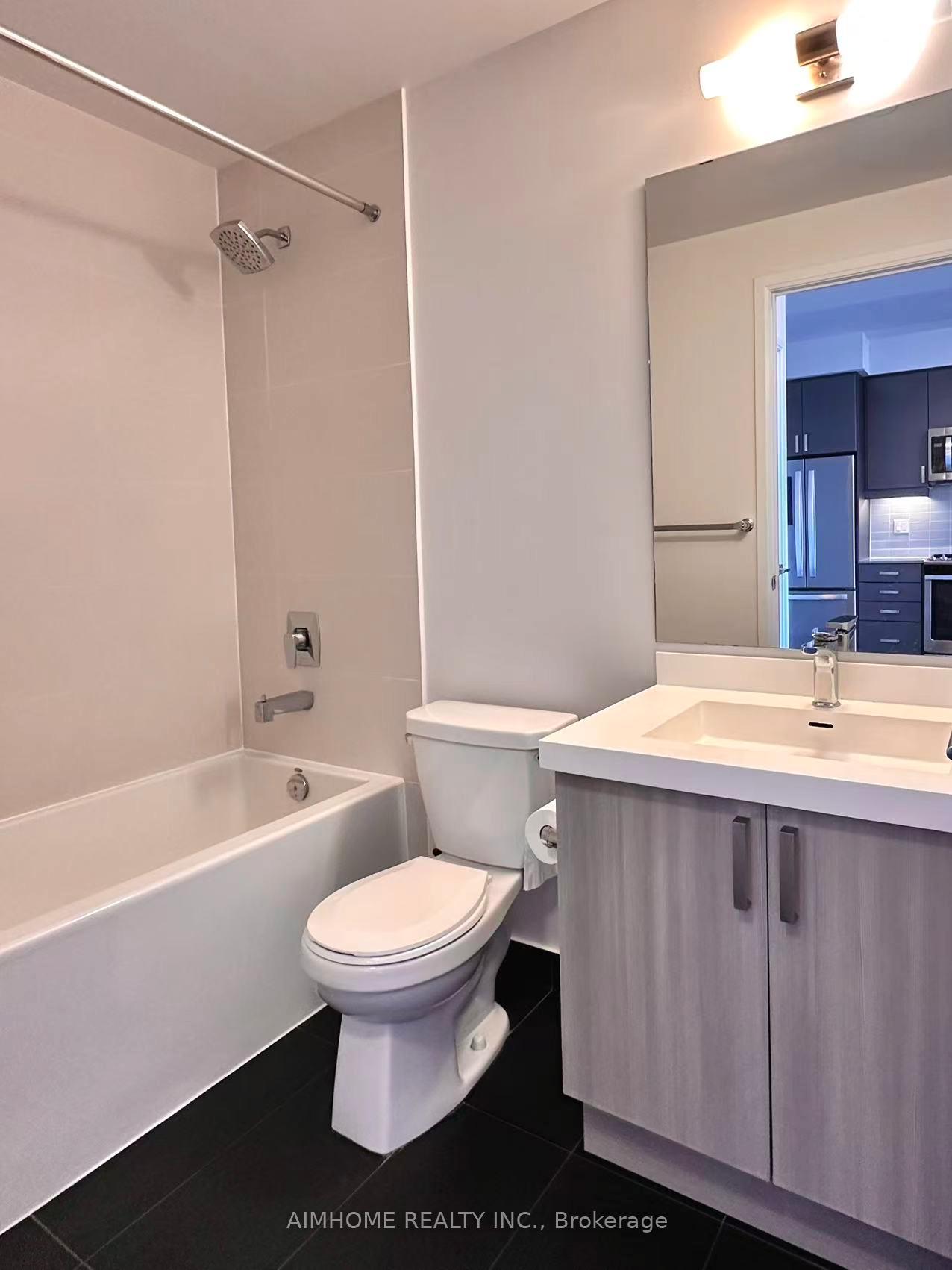 Photo 13 of Unit 601, 7895 Jane Street, Vaughan, Concord — HOMEH