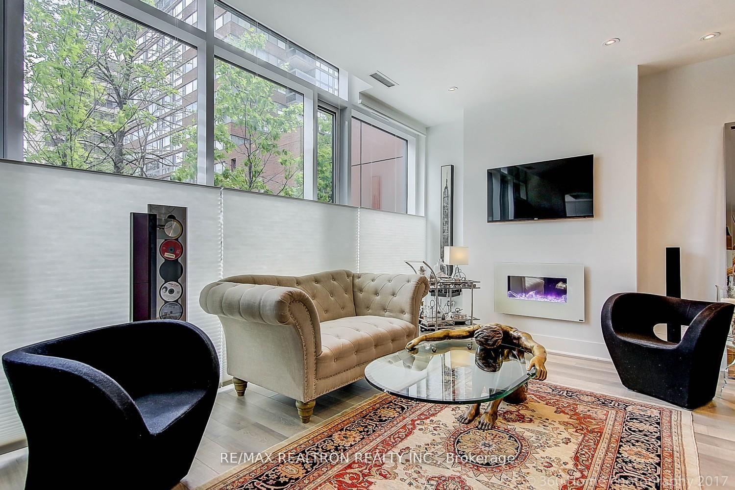 Photo 3 of Unit 106, 32 Davenport Road, Toronto, The Annex — HOMEH
