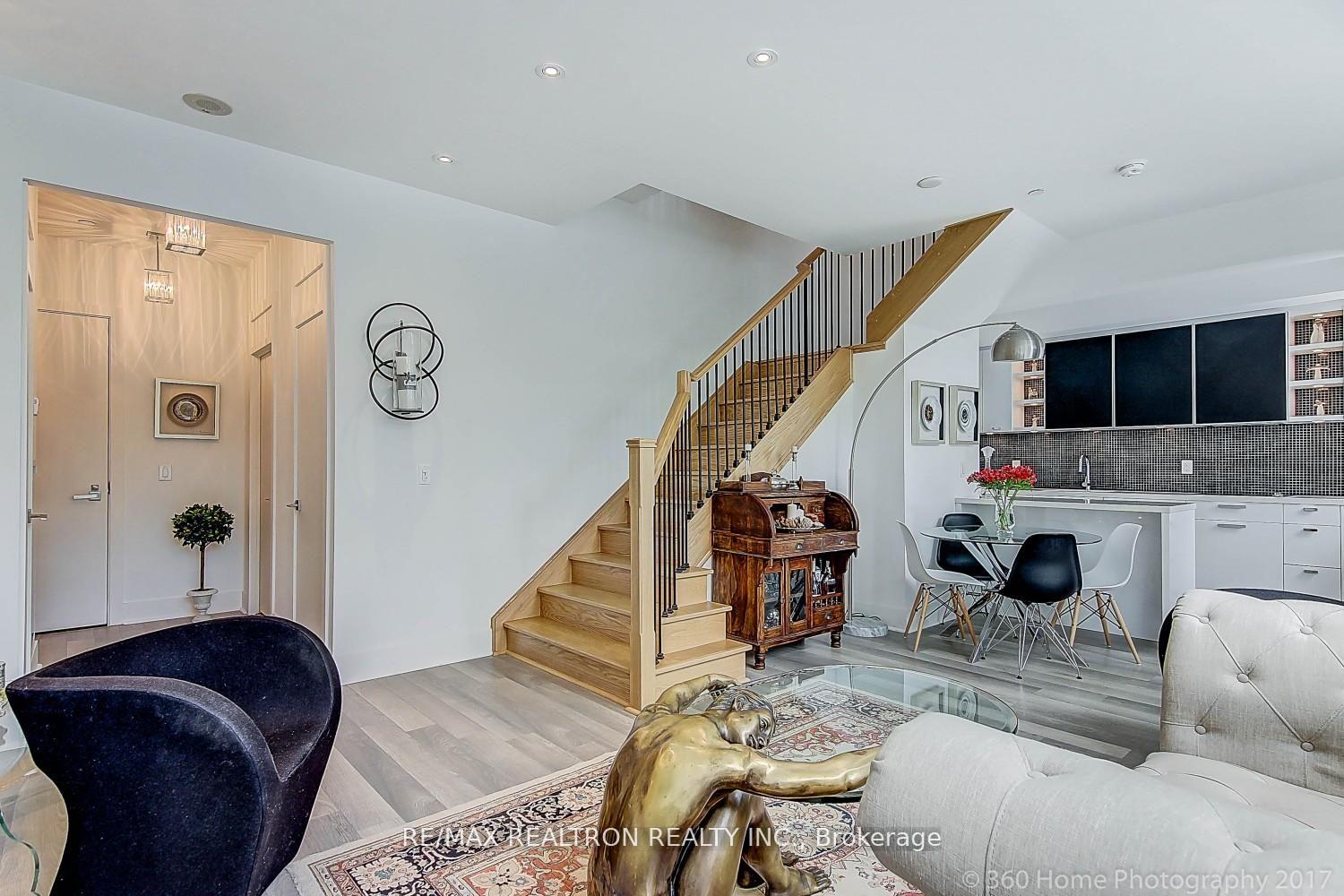 Photo 4 of Unit 106, 32 Davenport Road, Toronto, The Annex — HOMEH