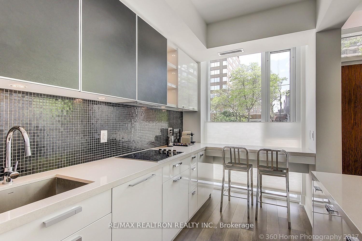 Photo 11 of Unit 106, 32 Davenport Road, Toronto, The Annex — HOMEH