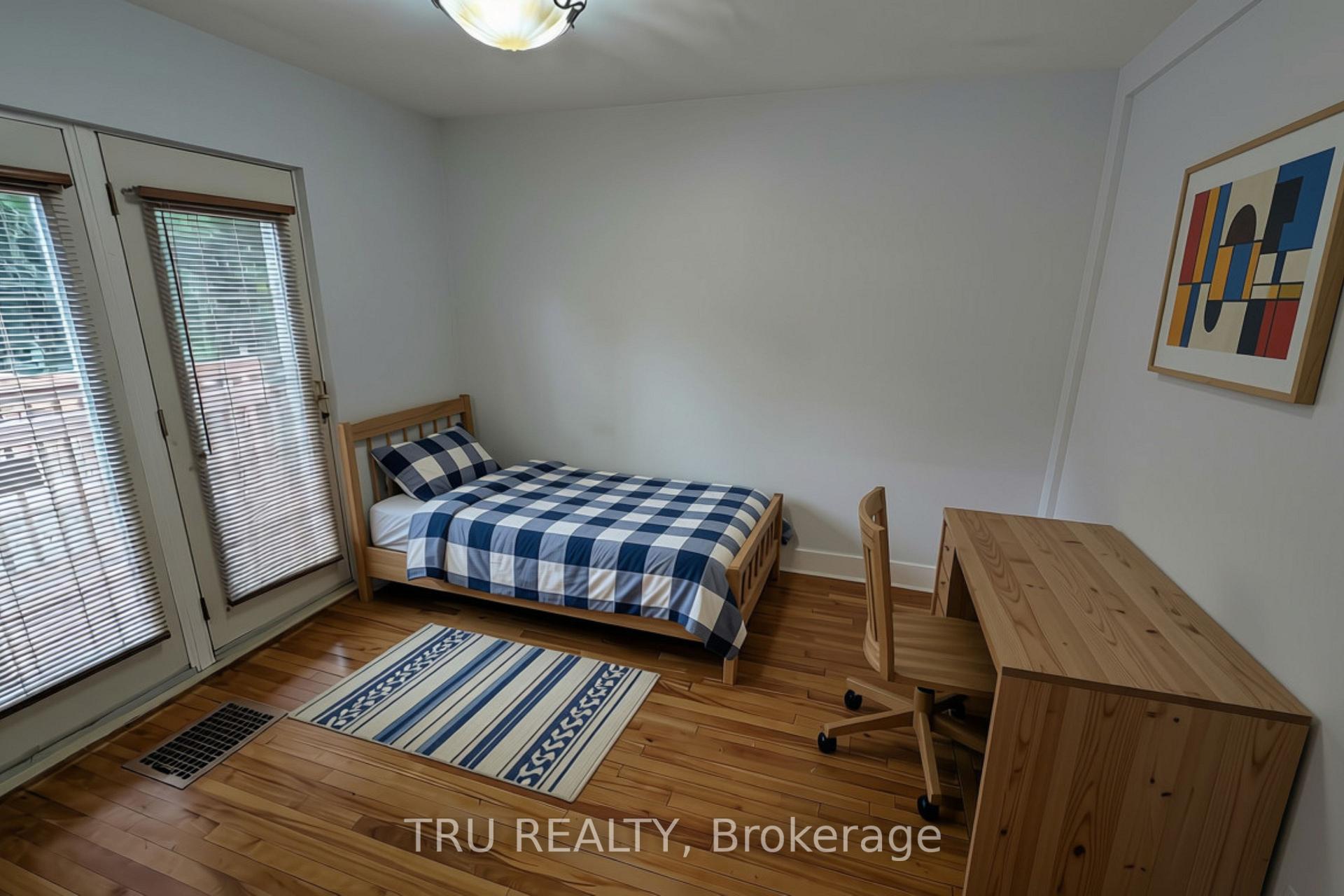 Photo 5 of 105 Mailes Avenue, Ottawa, Westboro South — HOMEH