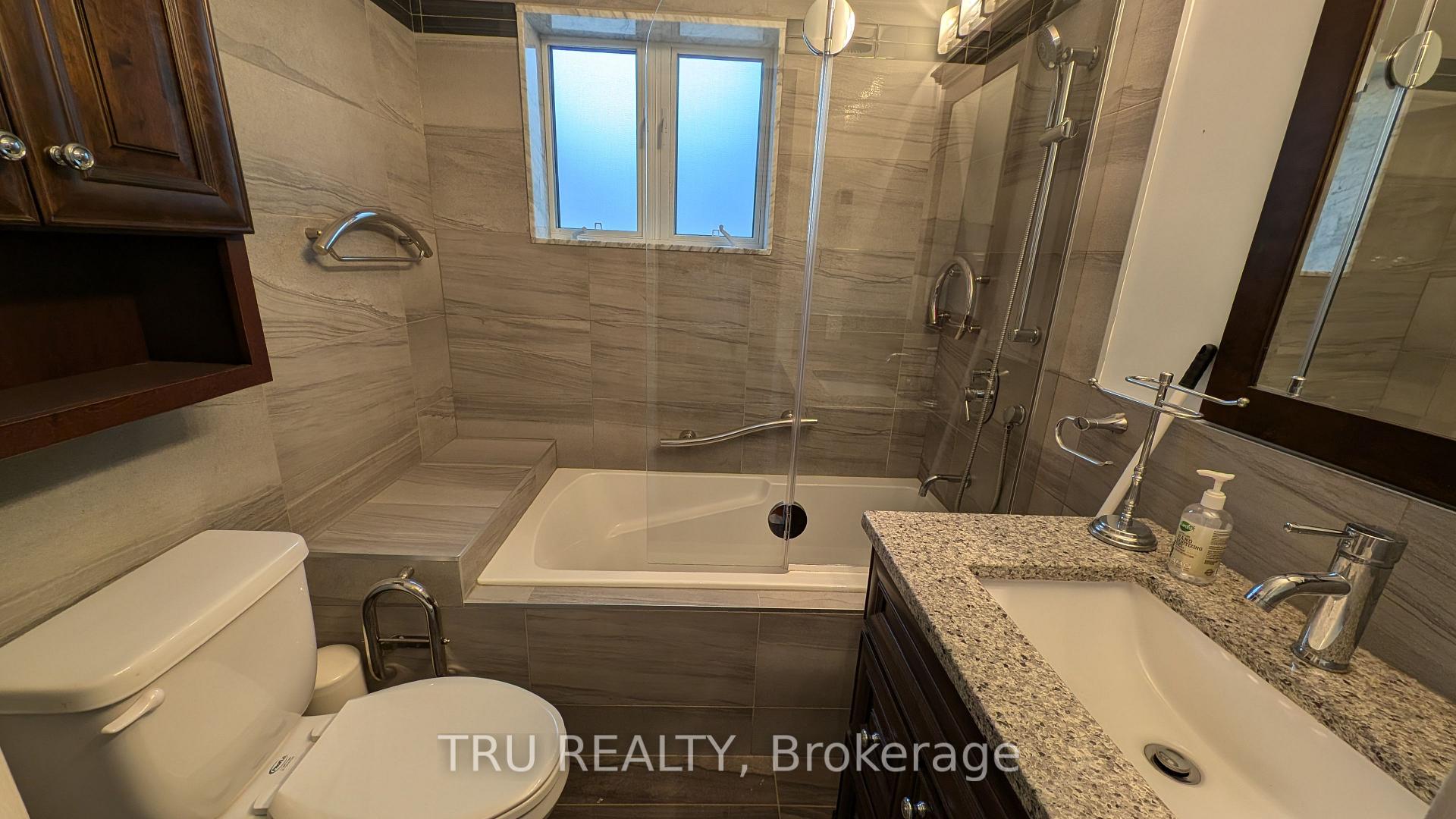 Photo 6 of 105 Mailes Avenue, Ottawa, Westboro South — HOMEH