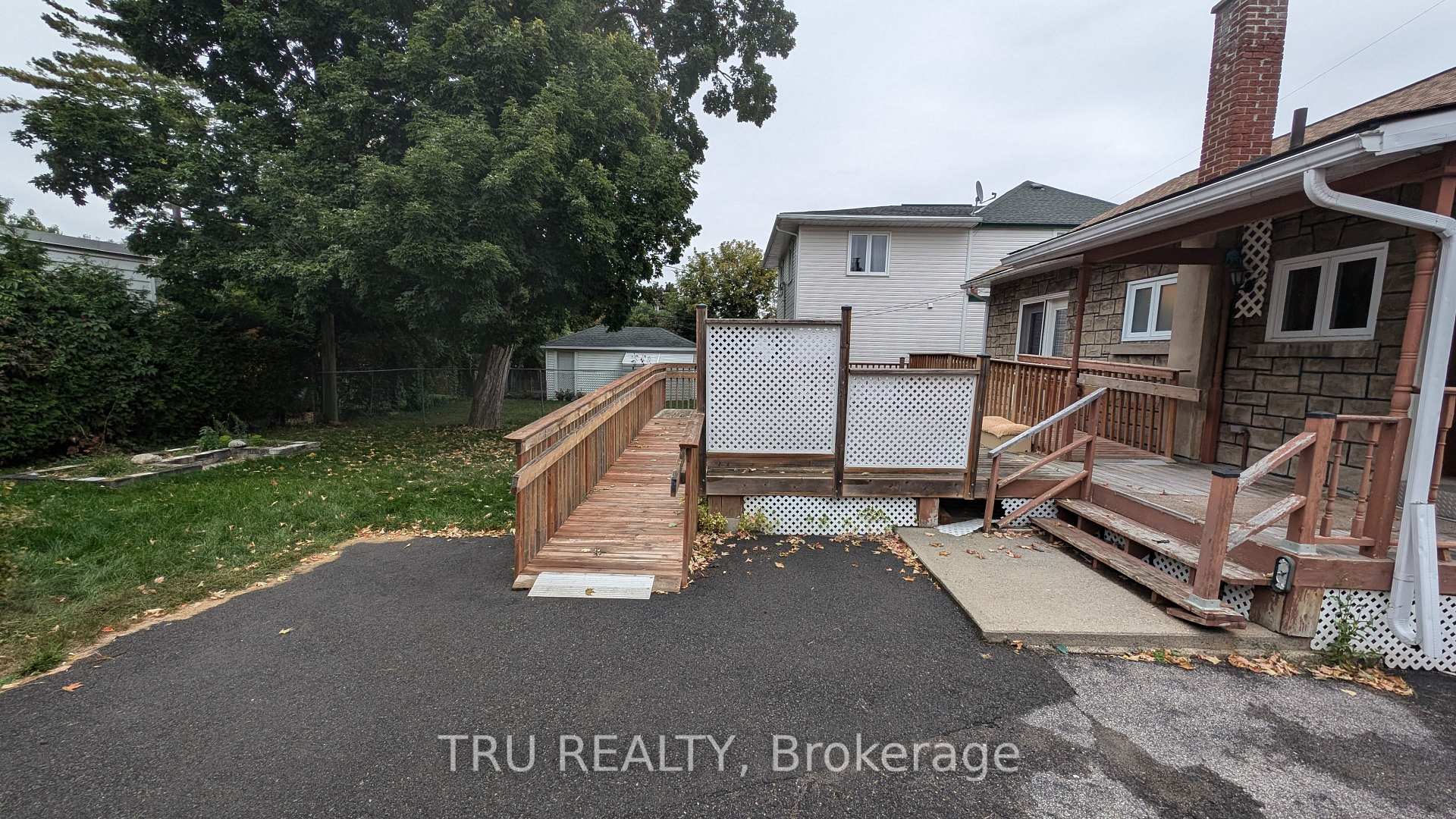Photo 17 of 105 Mailes Avenue, Ottawa, Westboro South — HOMEH